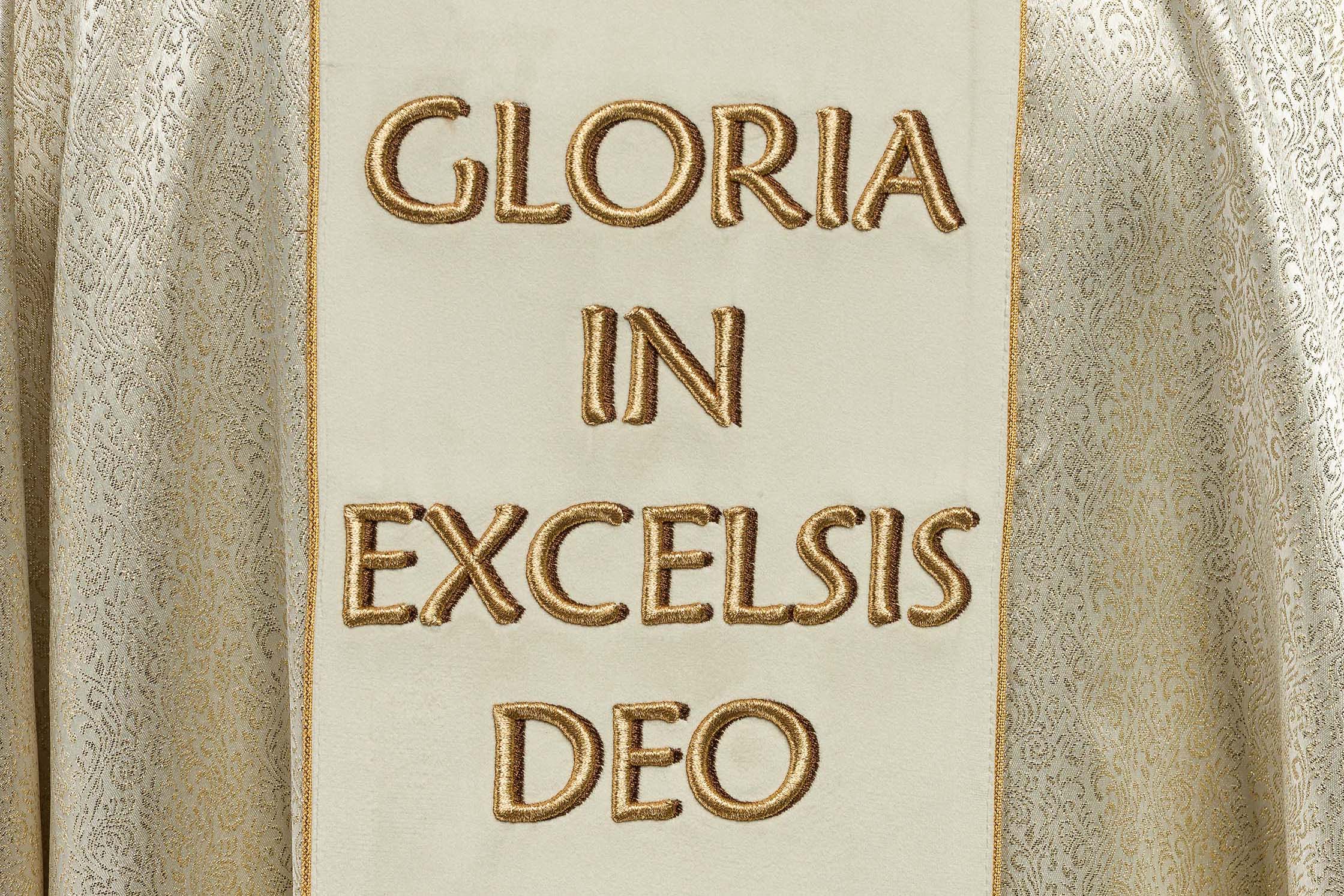 Christmas Vestments: Gold or White? Your Guide to Choosing the Perfect Liturgical Garment - CHASUBLES.COM