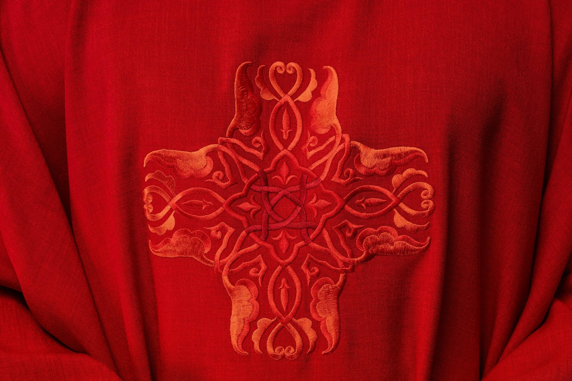 Common Mistakes When Choosing the Color of a Chasuble - CHASUBLES.COM