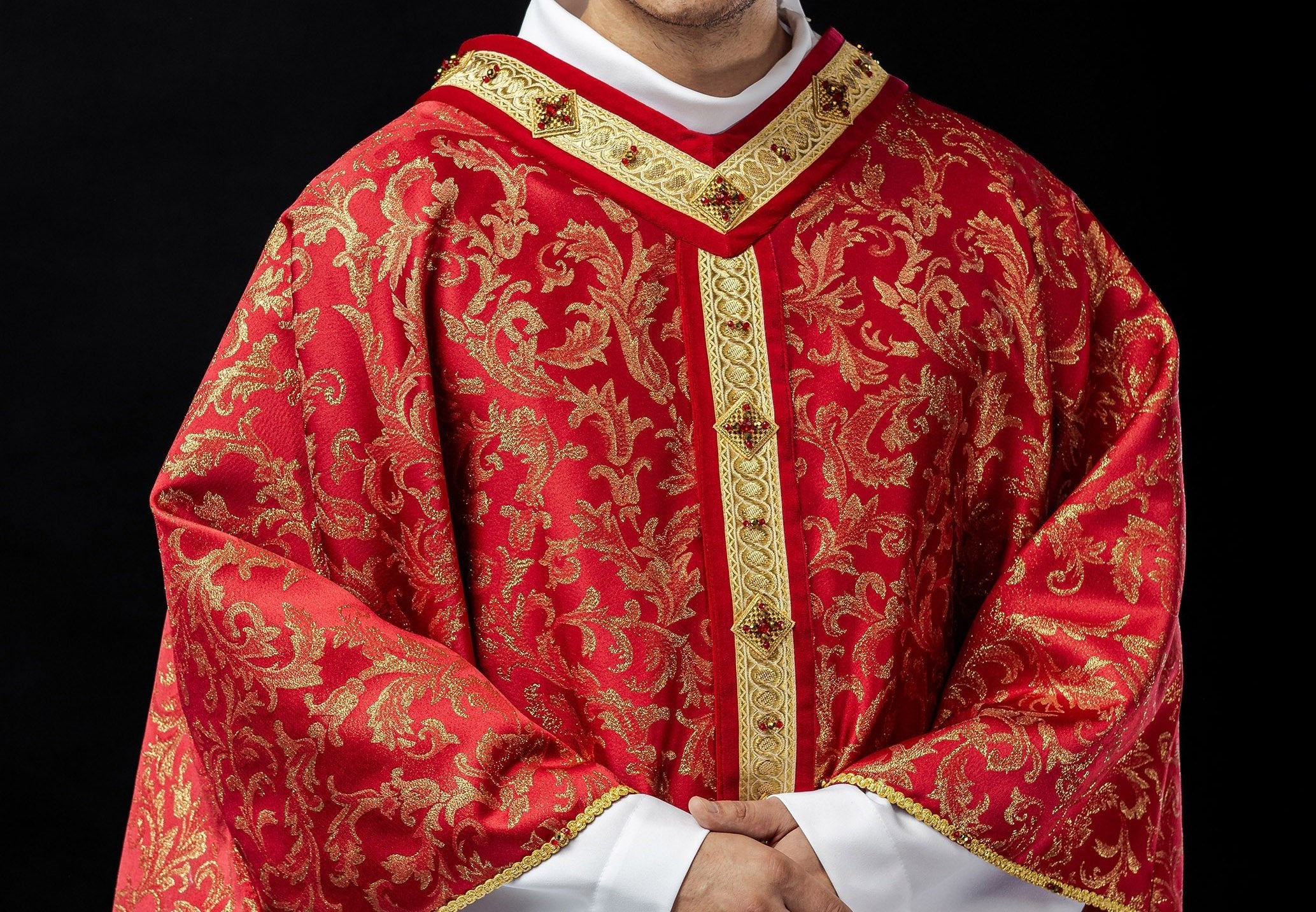 Confirmation Preparation: A Guide for Priests - CHASUBLES.COM