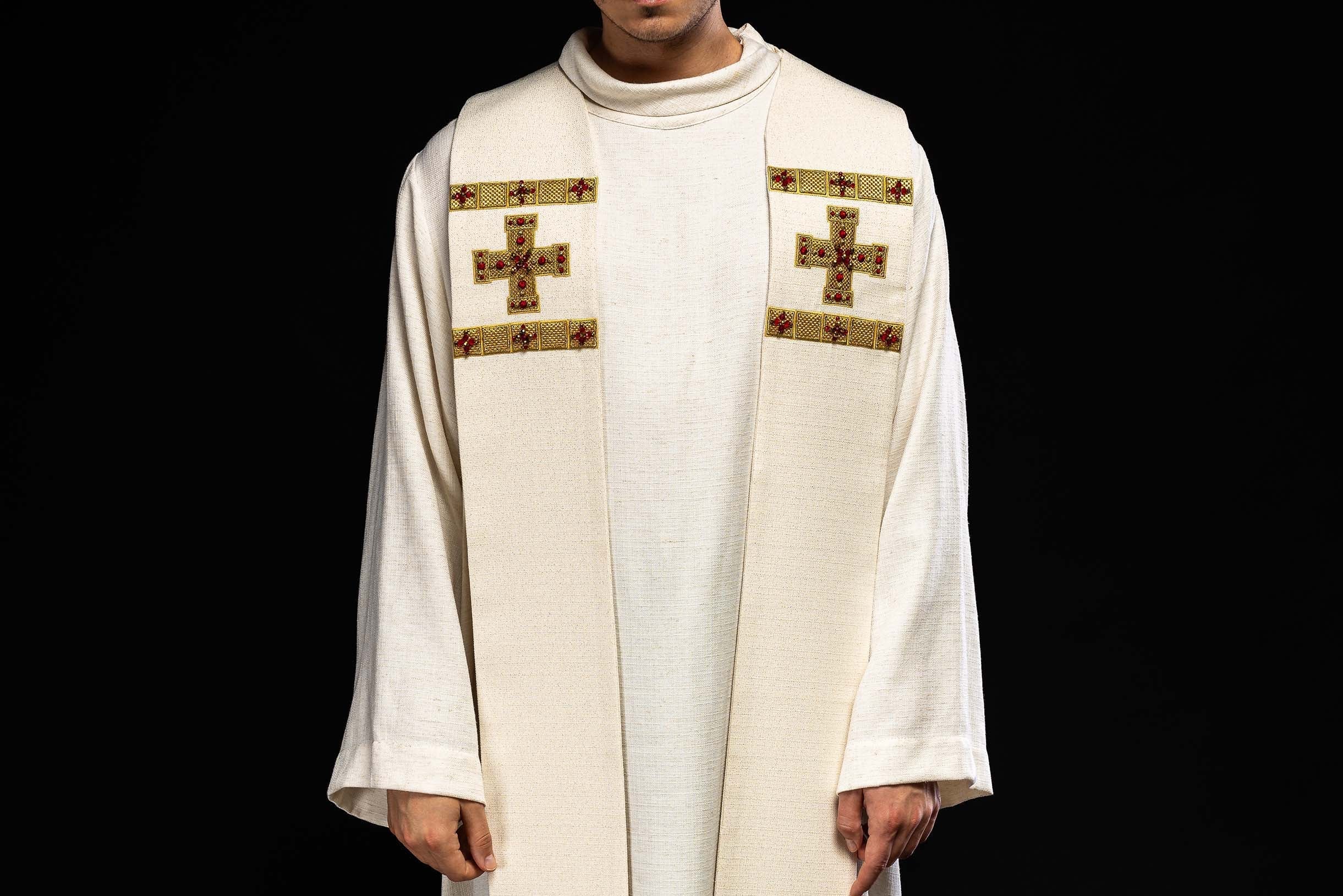 How to Organize a Pastoral Visit (Blessing of Homes)? - CHASUBLES.COM