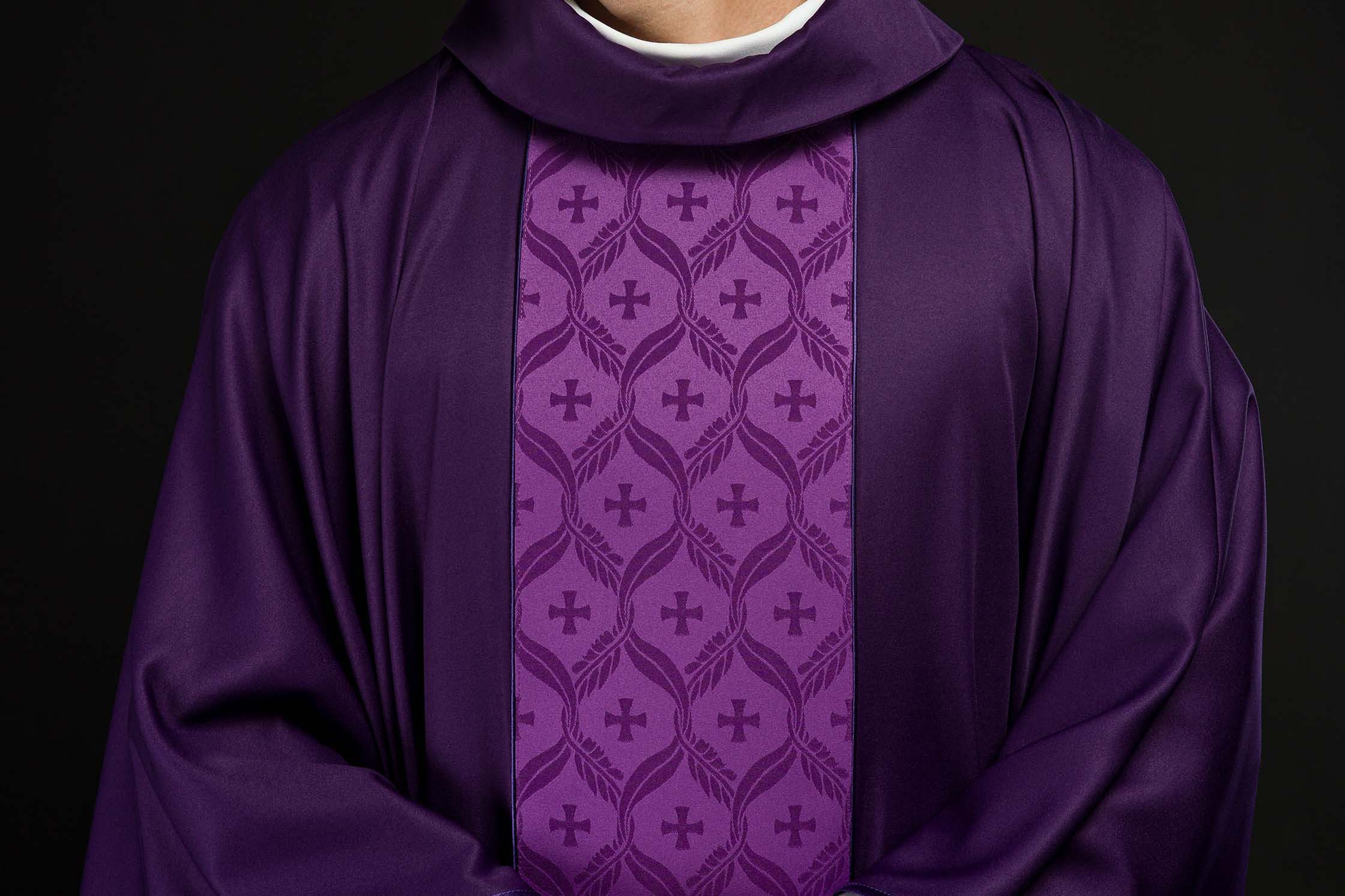 Retreat Sermon Ideas: Themes and Quotes - CHASUBLES.COM