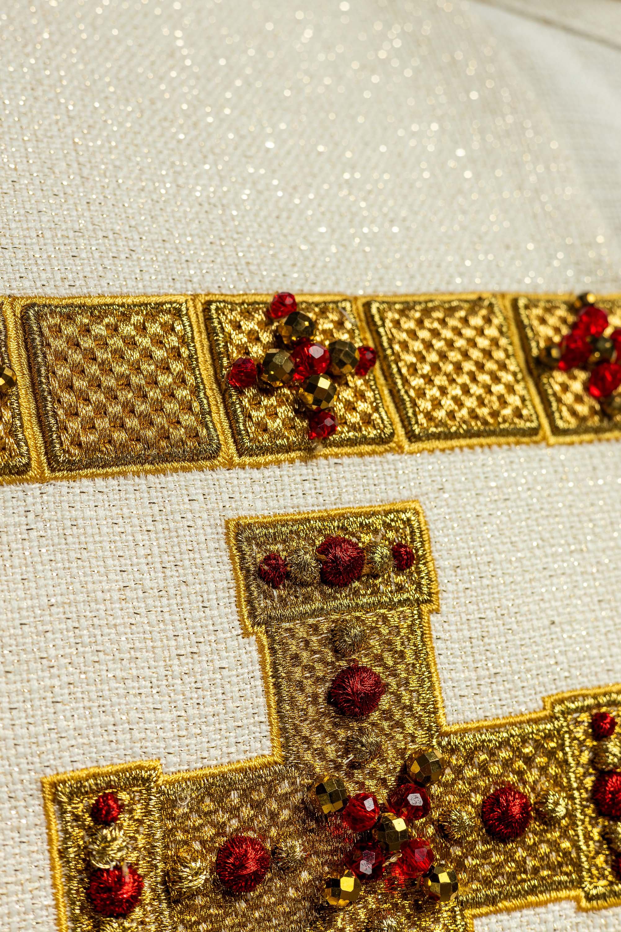 Handmade Stole with Natural Stones Handmade 2011 - CHASUBLES.COM