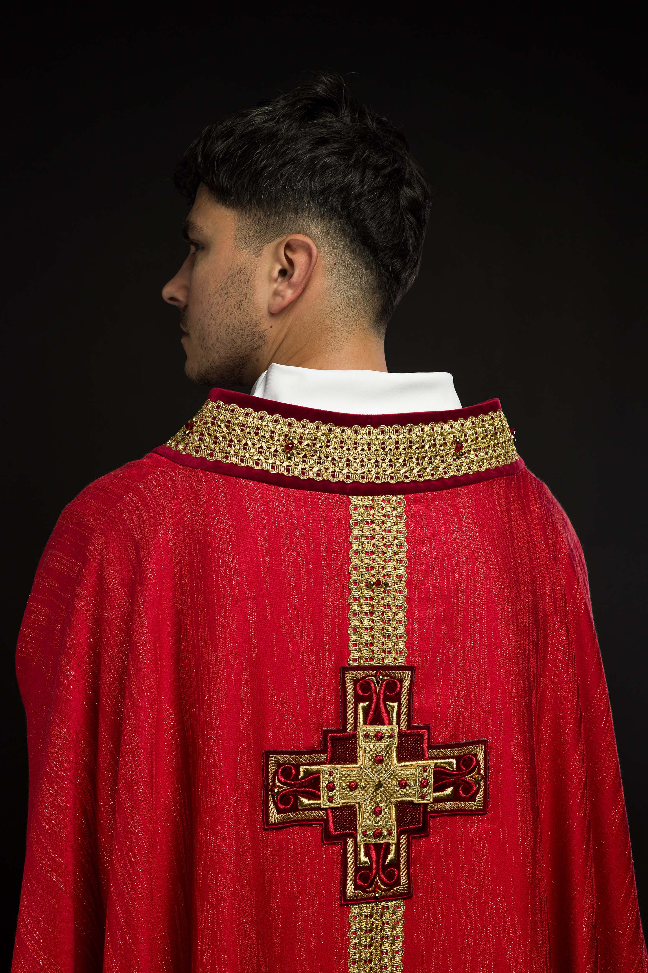Handmade chasuble with natural stones Handmade 7015 Red - CHASUBLES.COM