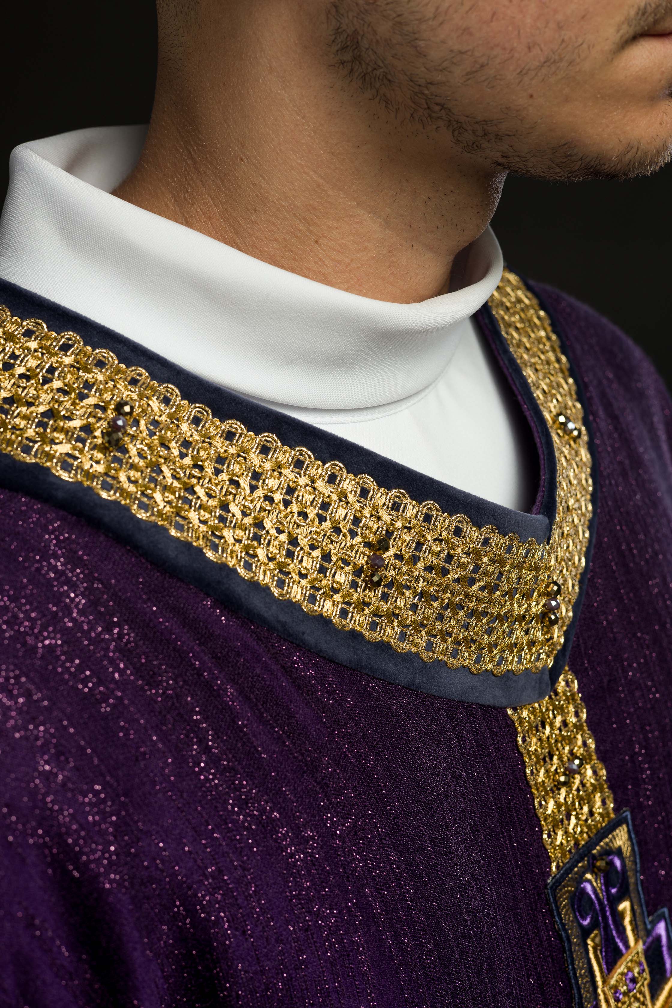Handmade chasuble with natural stones Handmade 7015 Purple - CHASUBLES.COM