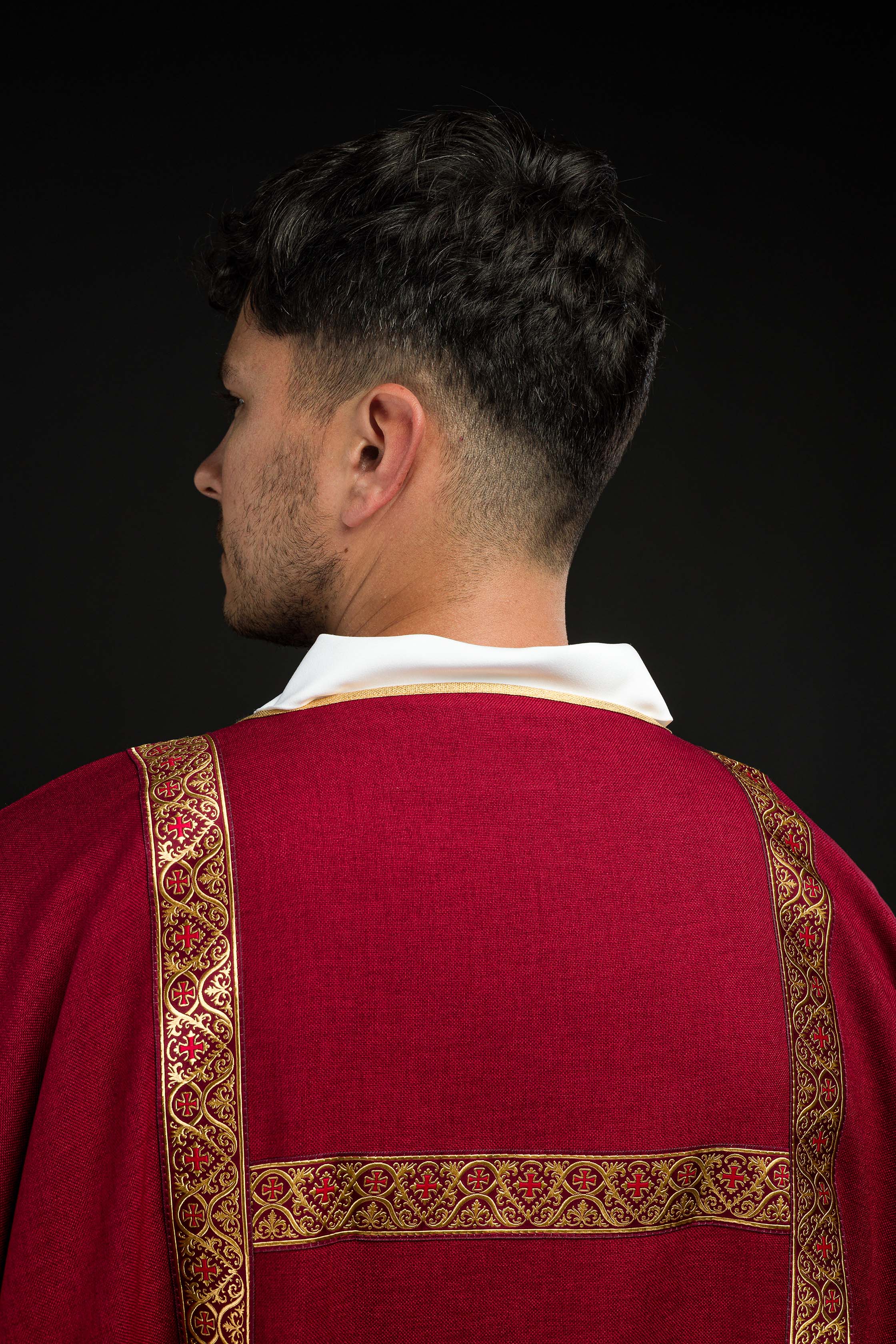 Red dalmatic decorated with gold jacquard ribbons - CHASUBLES.COM