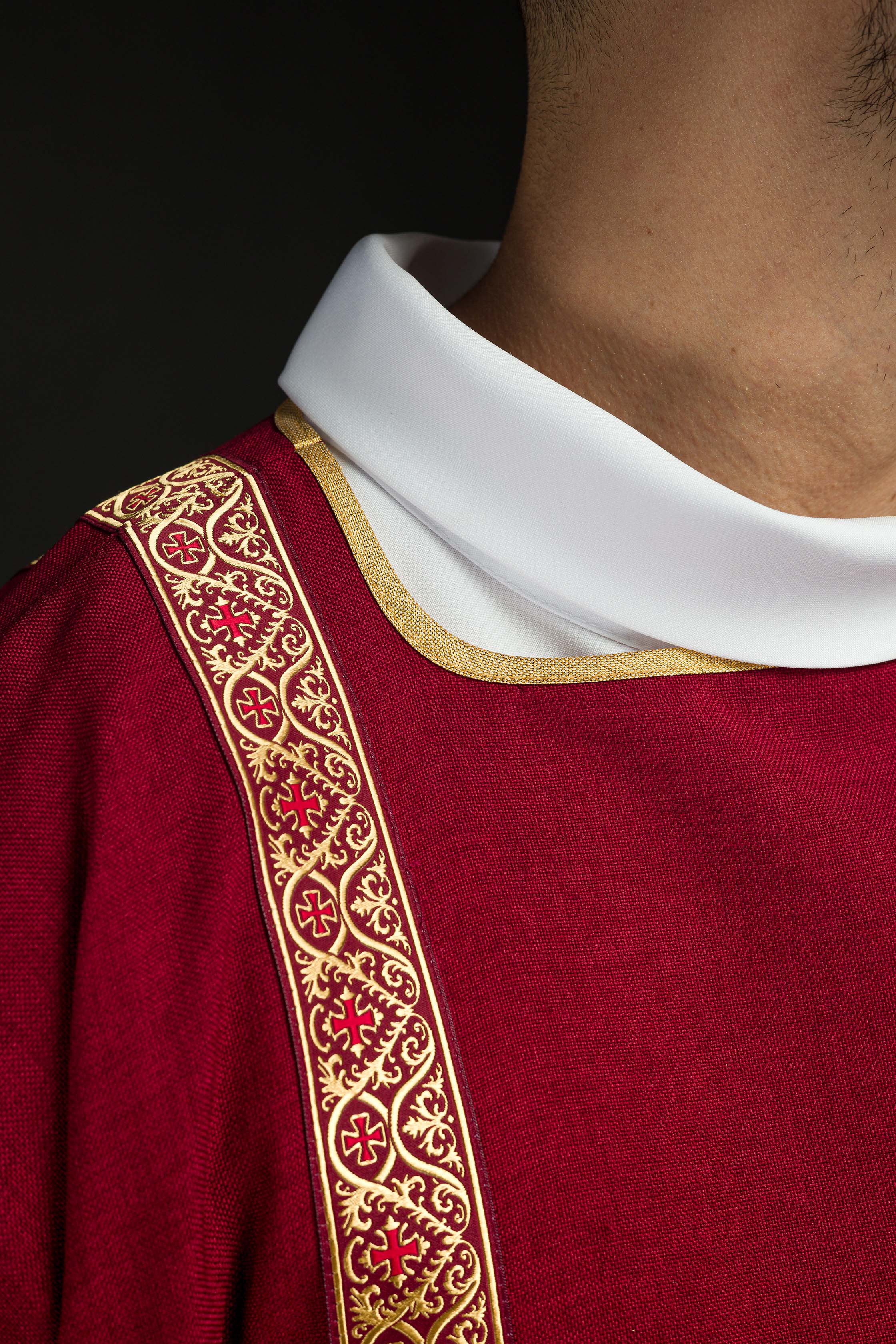 Red dalmatic decorated with gold jacquard ribbons - CHASUBLES.COM