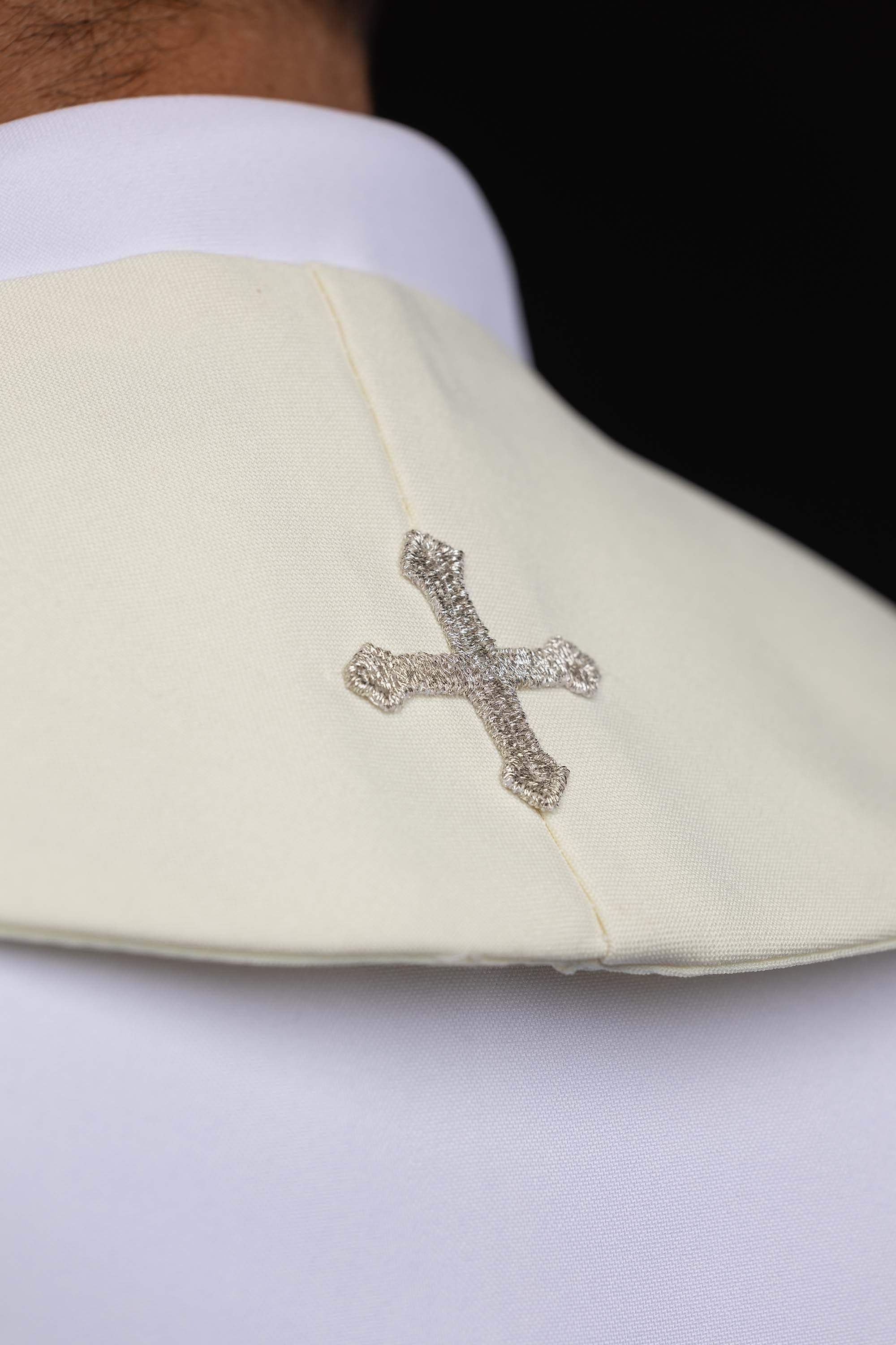 Embroidered Marian stole ecru