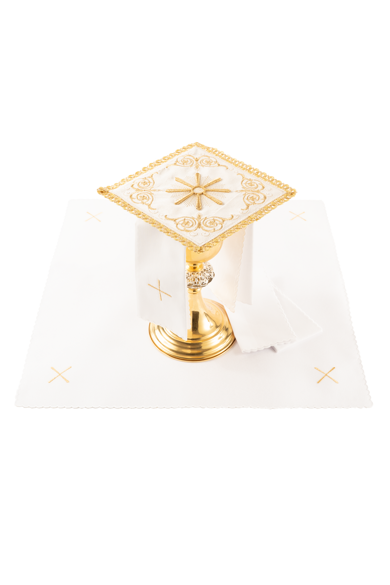 Bielizna kielichowa haftowana ecru aksamit - ORNATY.PL