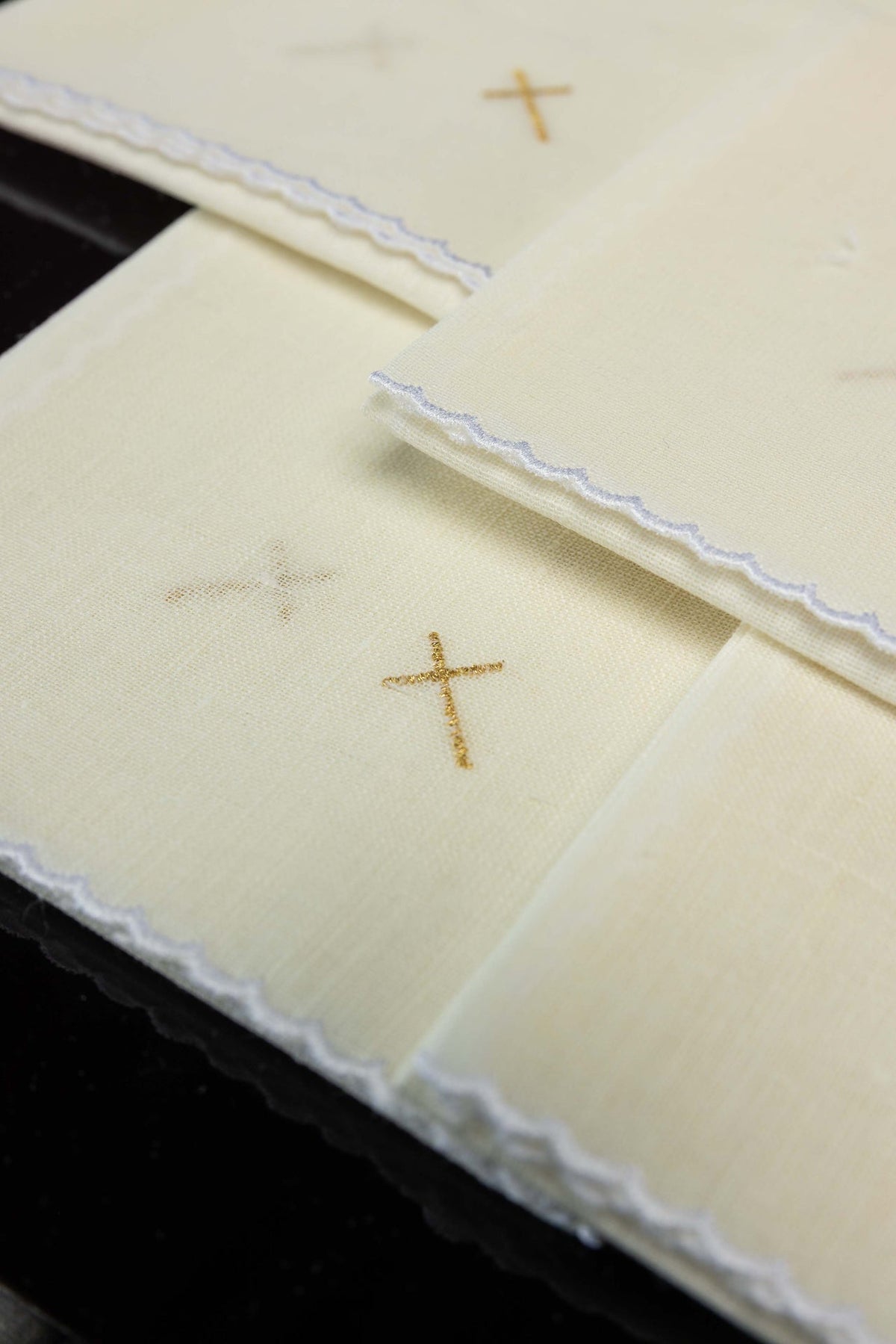 Set of 5 Linen Corporals with Gold Cross Embroidery