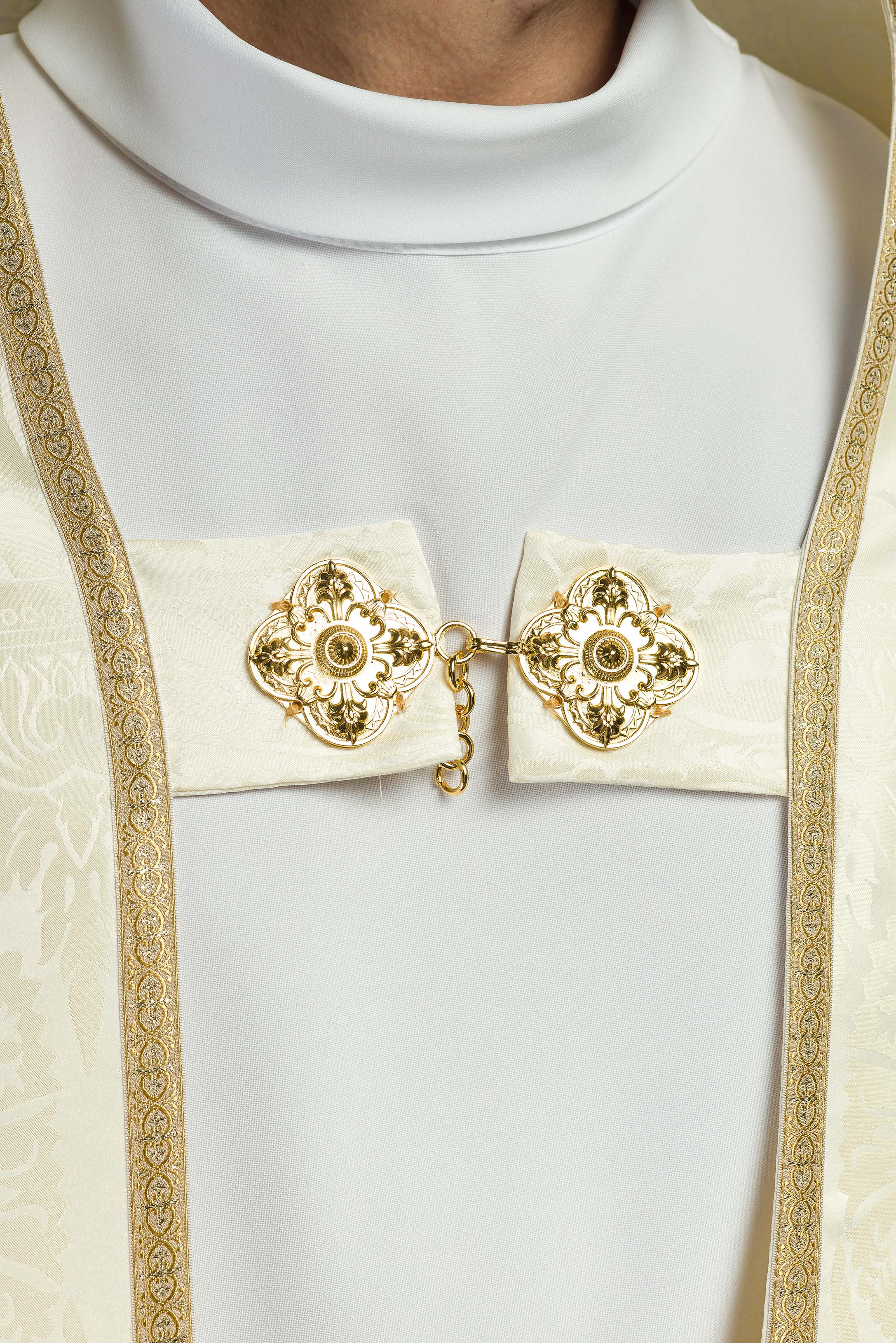 Smooth Ecru Jacquard Roman Cope - CHASUBLES.COM