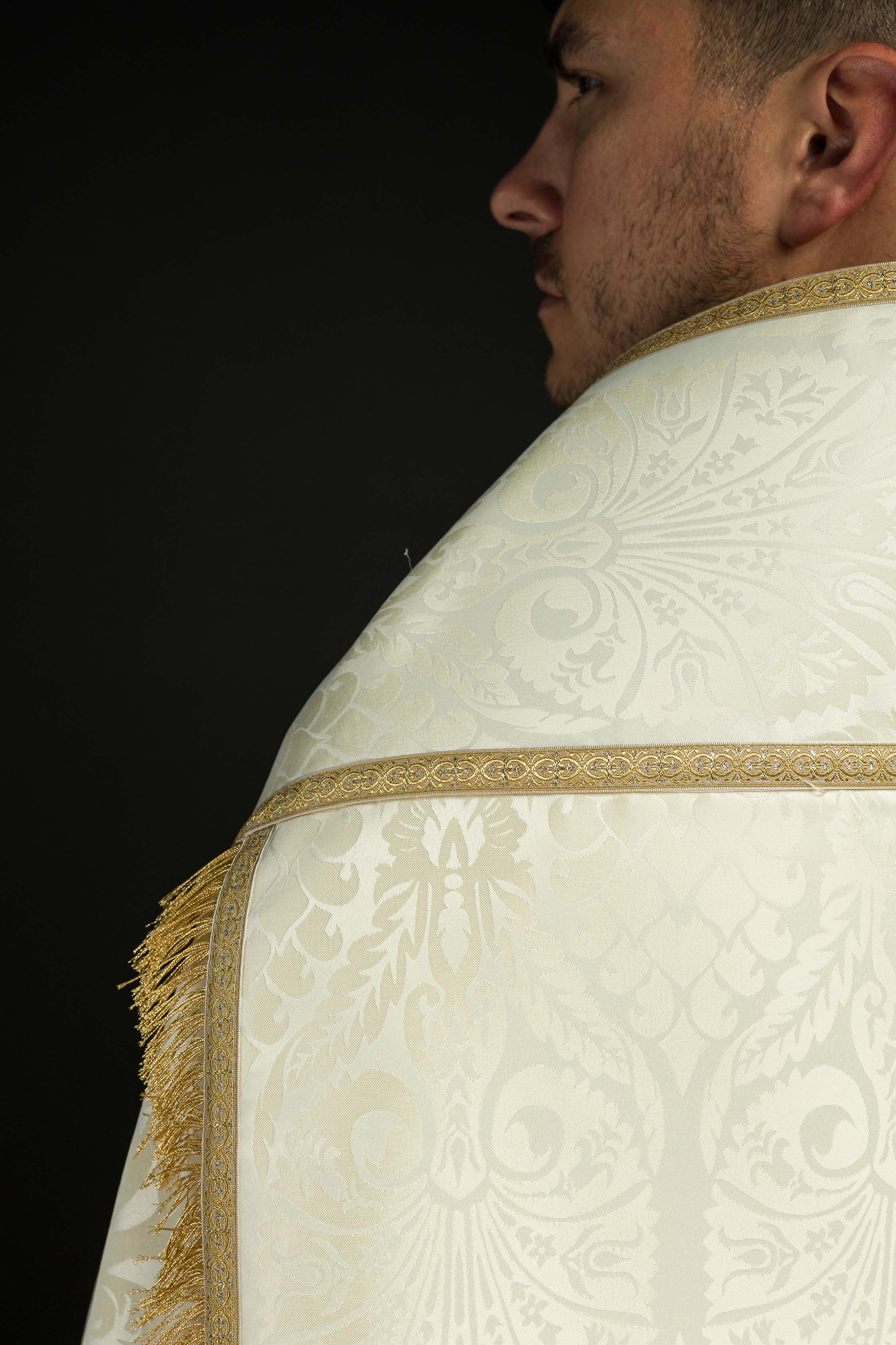 Smooth Ecru Jacquard Roman Cope - CHASUBLES.COM