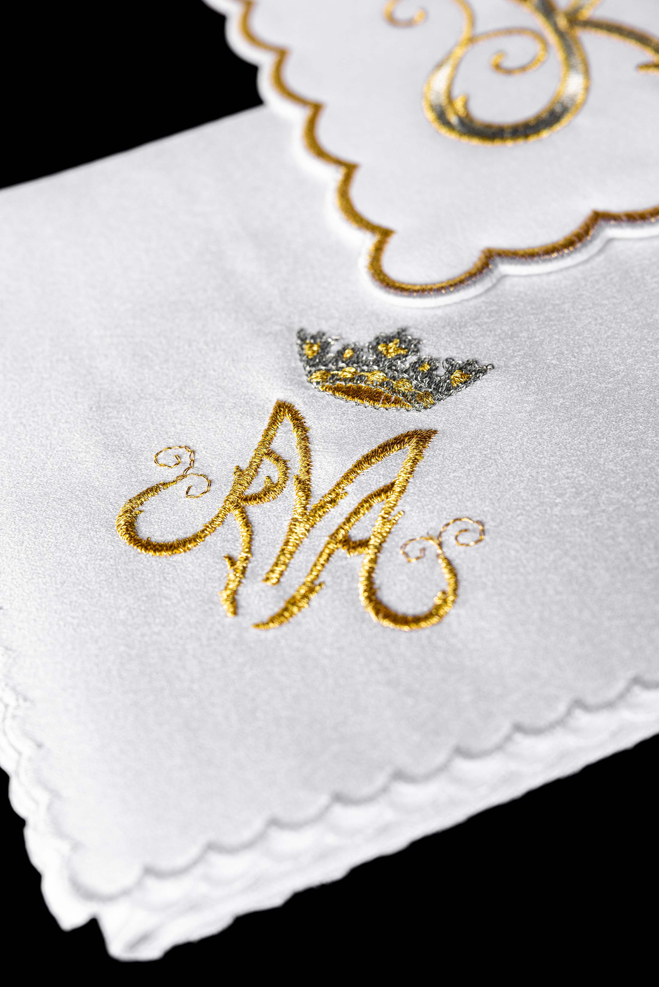 Chalice Linens with gold and silver Marian Embroidery