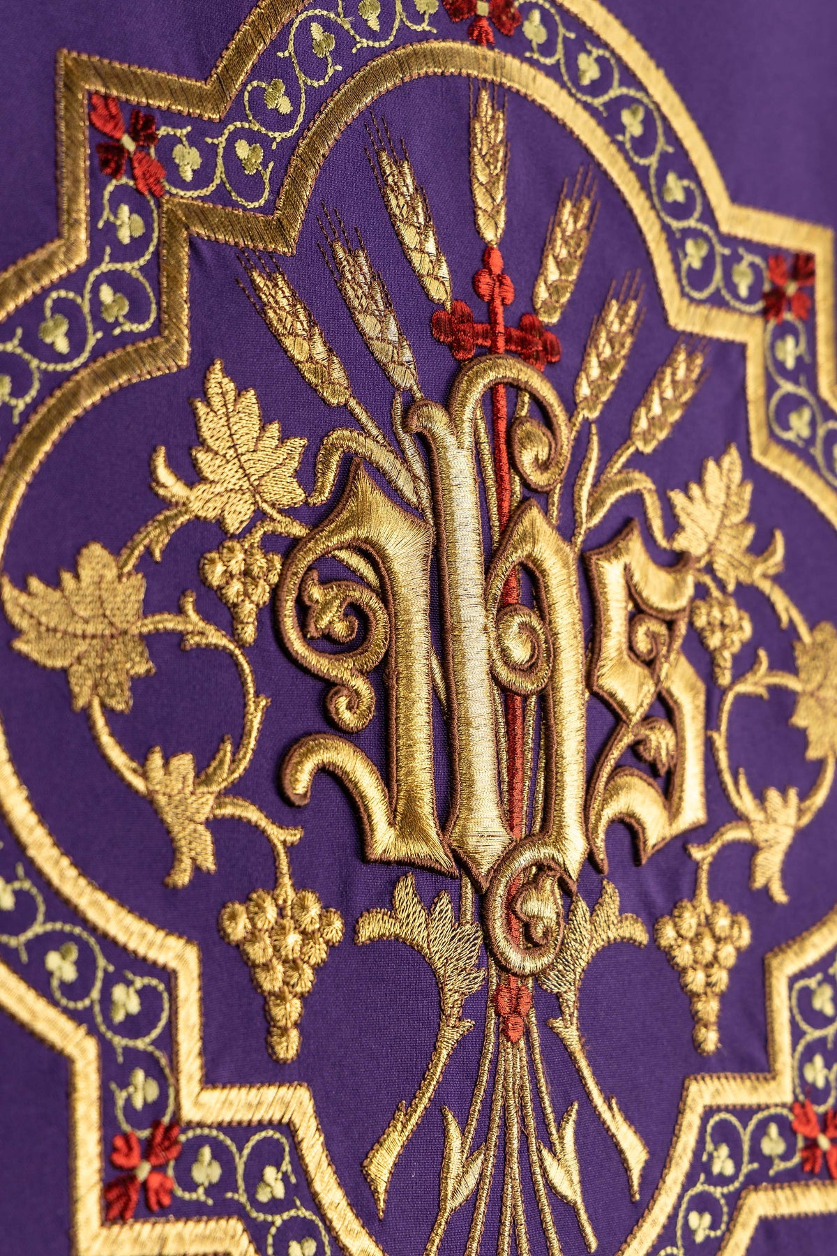 Purple Lectern Cloth with Embroidered IHS Motif