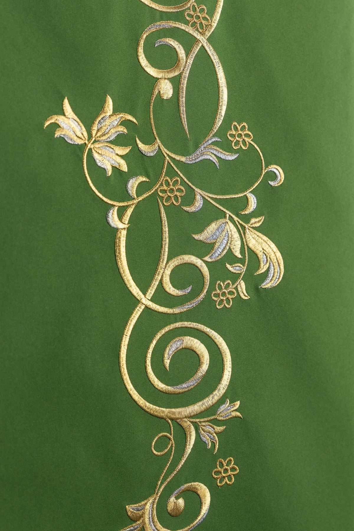 Green Lectern Cloth with Embroidered IHS and Botanical Ornament