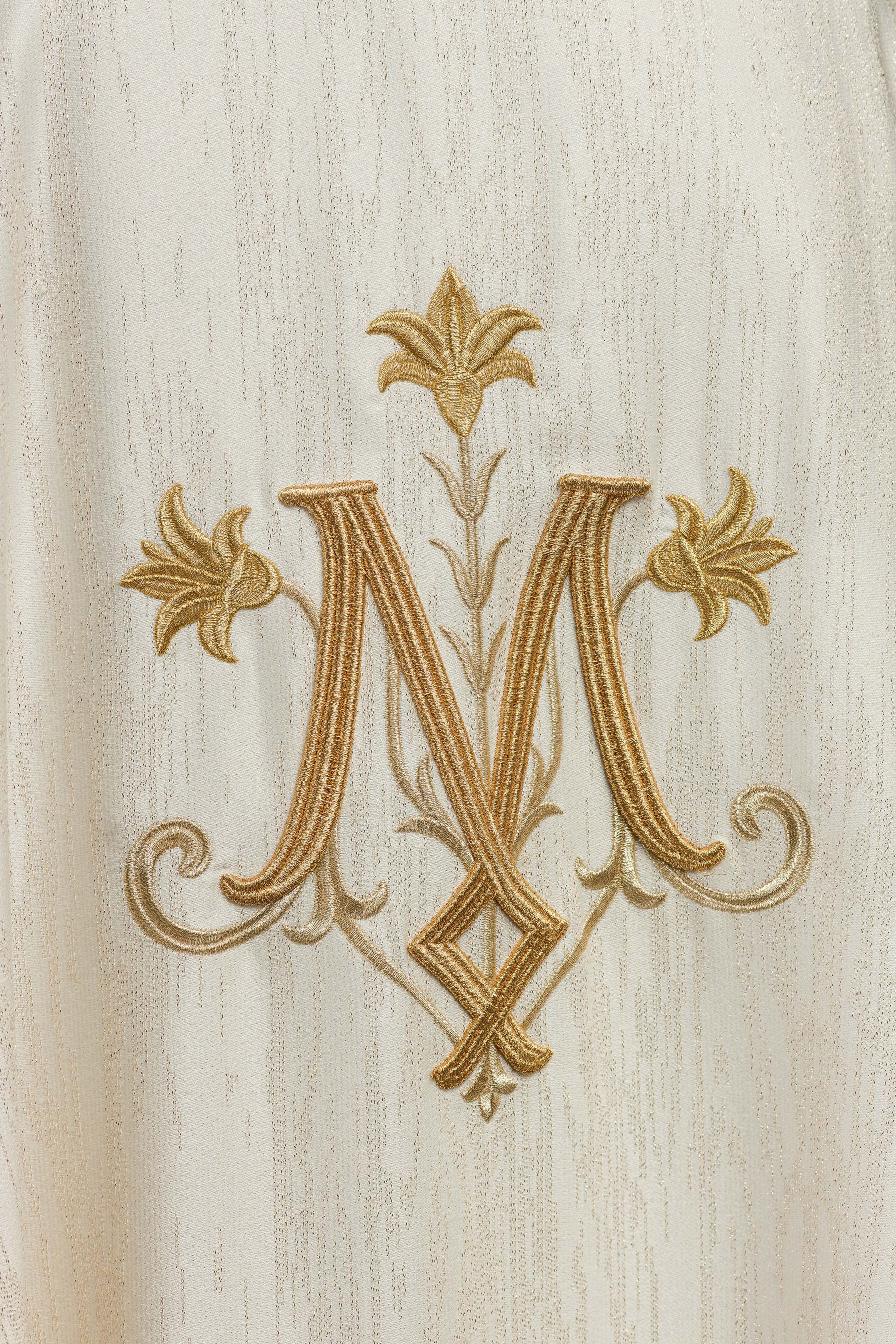 Ecru Liturgical Chasuble with Marian Embroidery – Ornamental Fabric