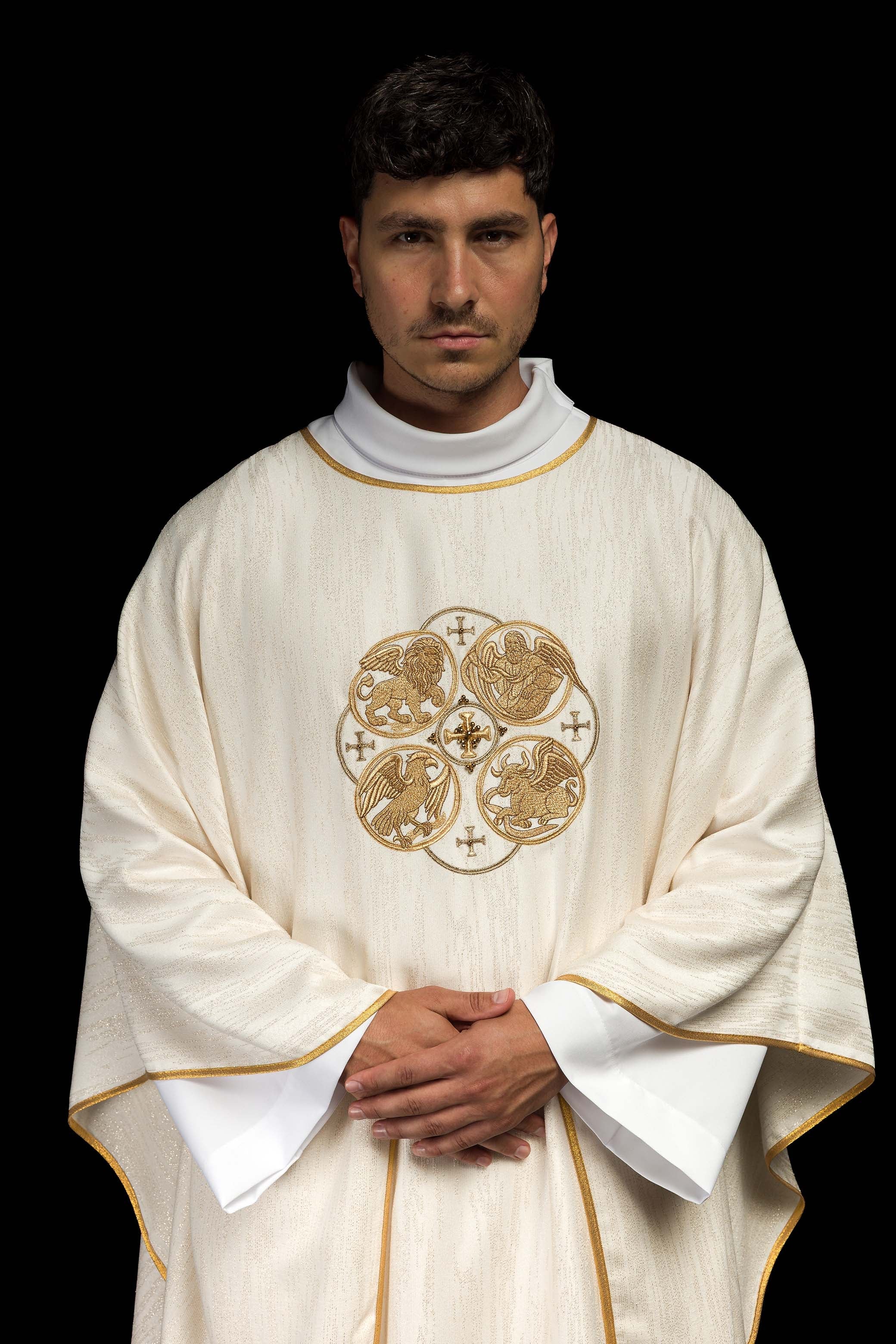 Ecru Chasuble with Embroidery of the Four Evangelists on Decorative Fabric
