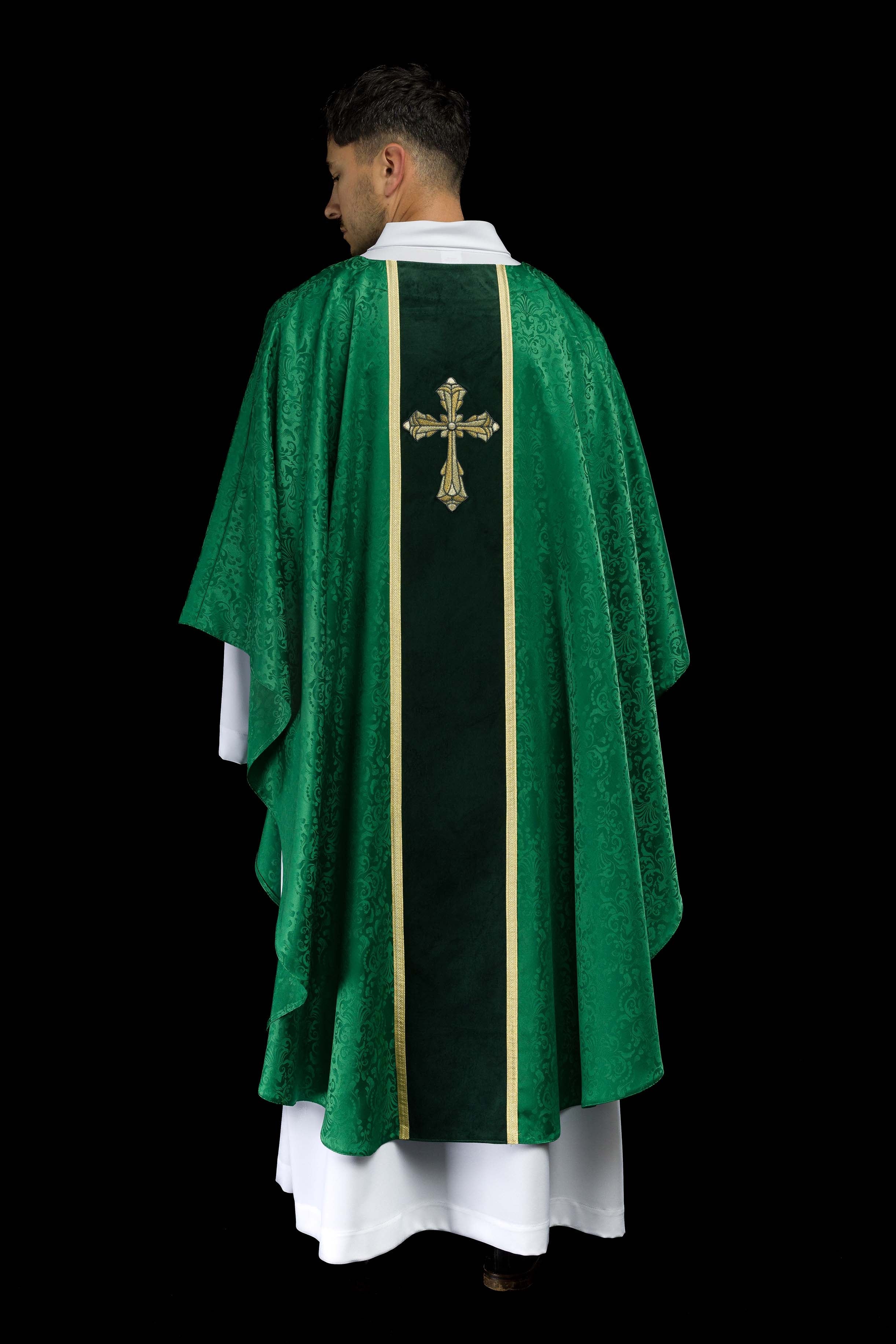 Green liturgical chasuble with stole and cross embroidery on jacquard fabric - CHASUBLES.COM