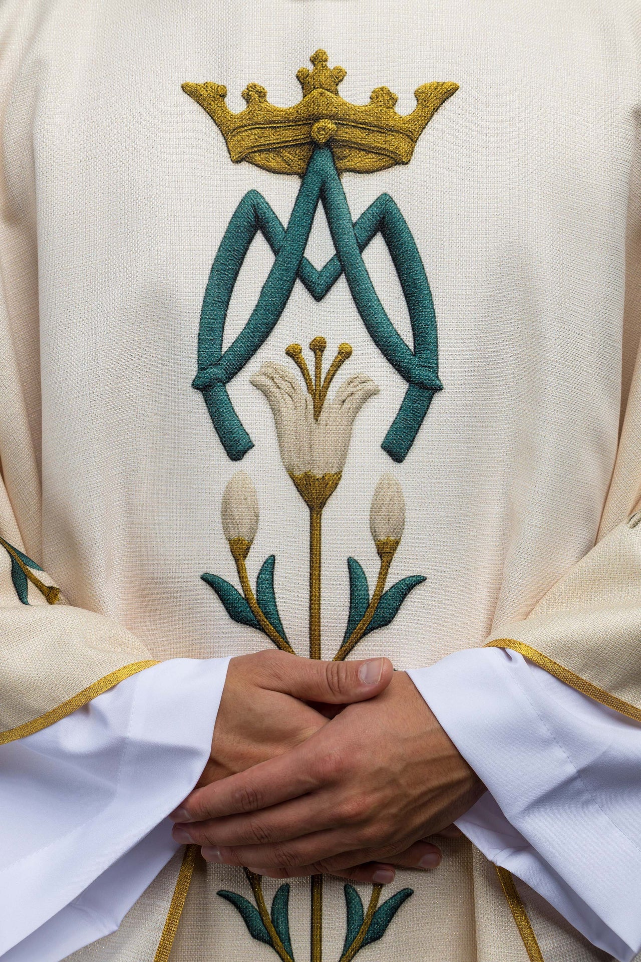 Printed Marian Chasuble with Lily Pattern and Monogram Ecru