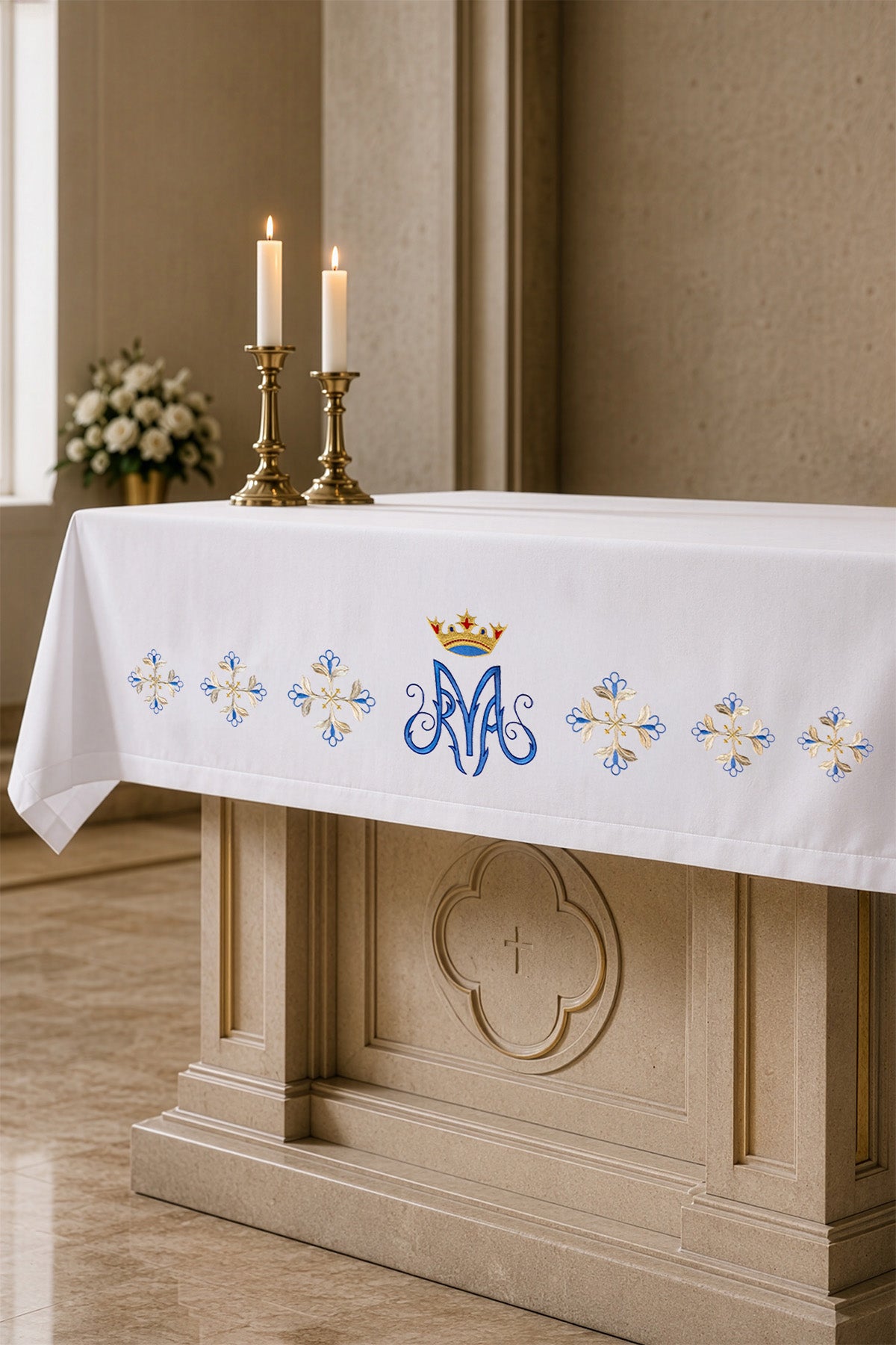 Altar tablecloth with blue Marian embroidery