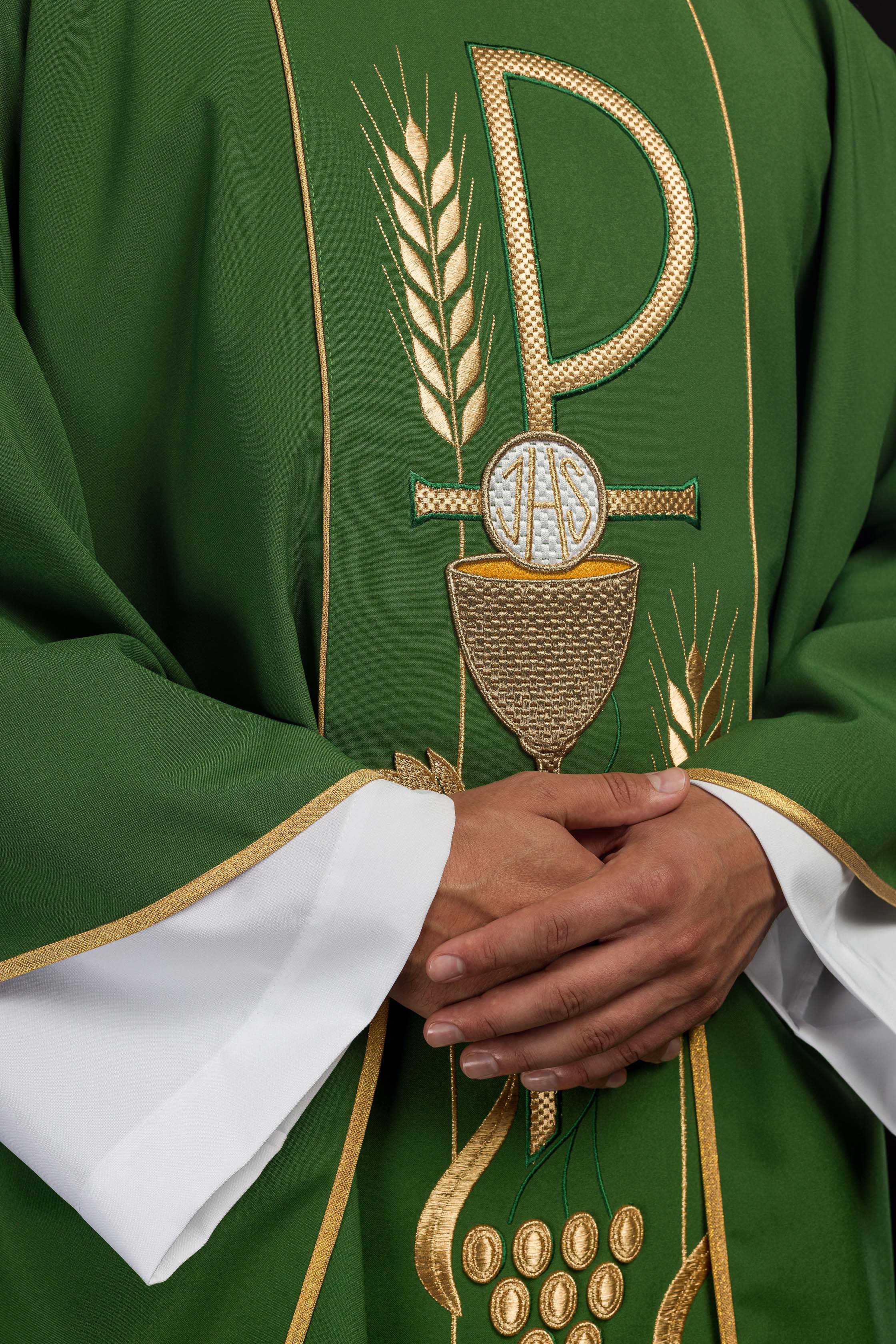 Green chasuble embroidered with IHS Chalice pattern - CHASUBLES.COM