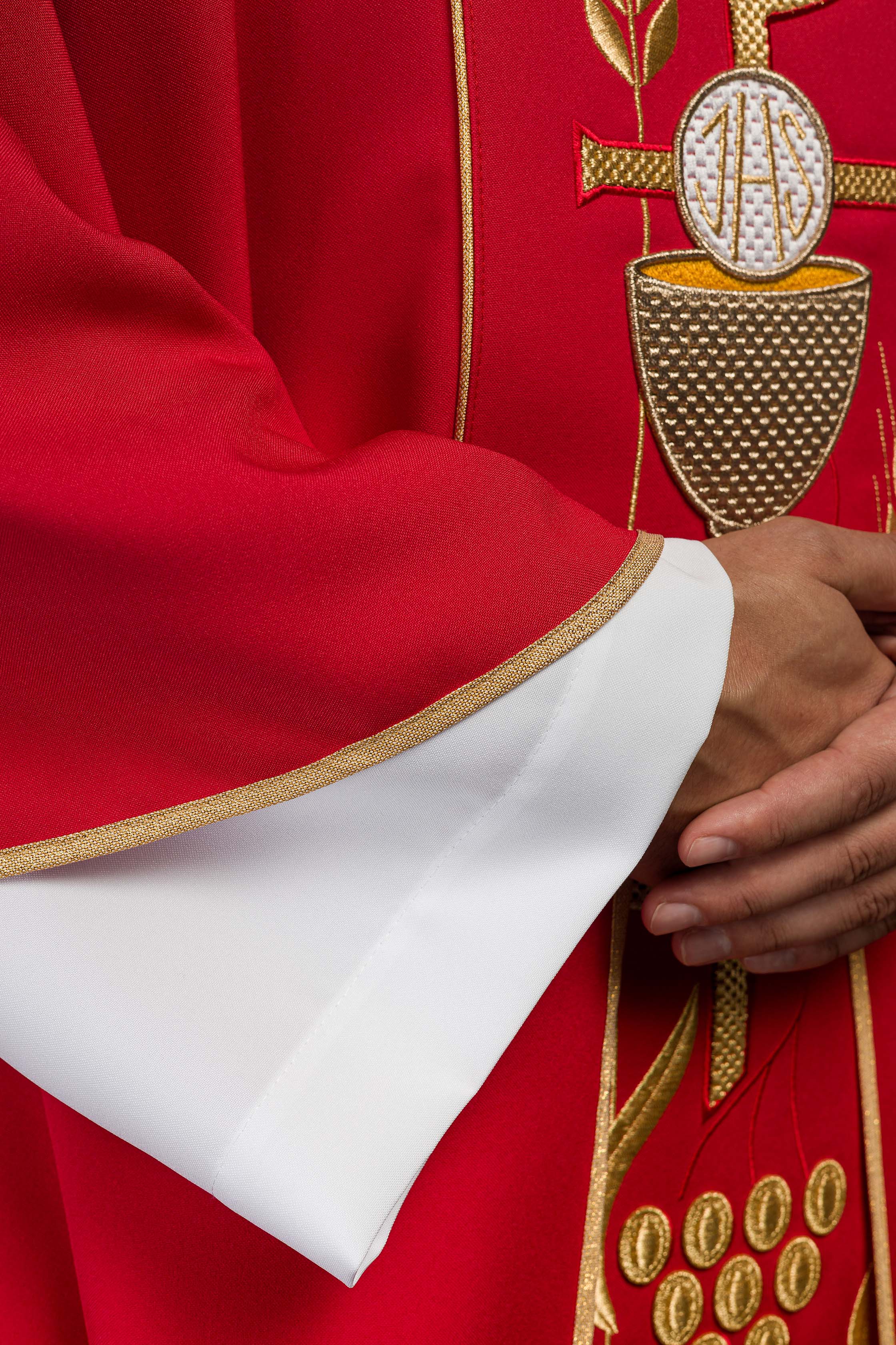Red chasuble with embroidered PX and chalice symbol - CHASUBLES.COM