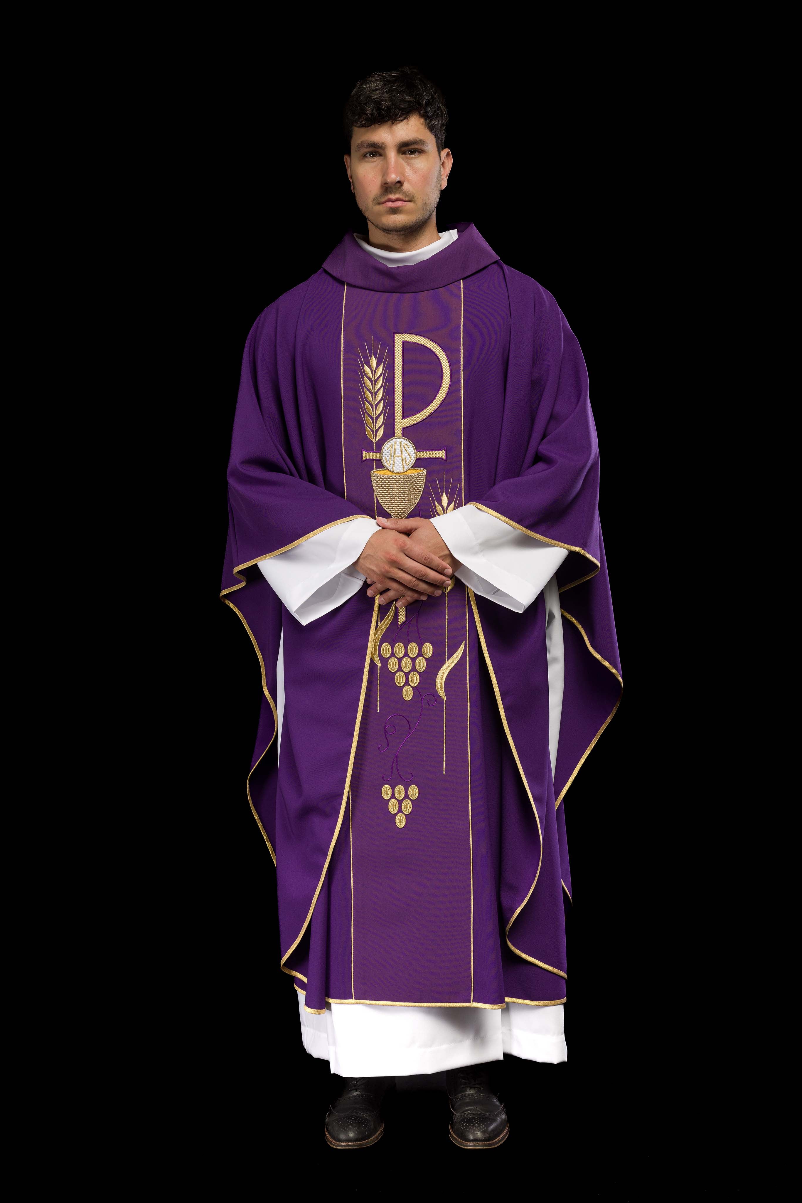 Purple chasuble embroidered with IHS Chalice pattern - CHASUBLES.COM