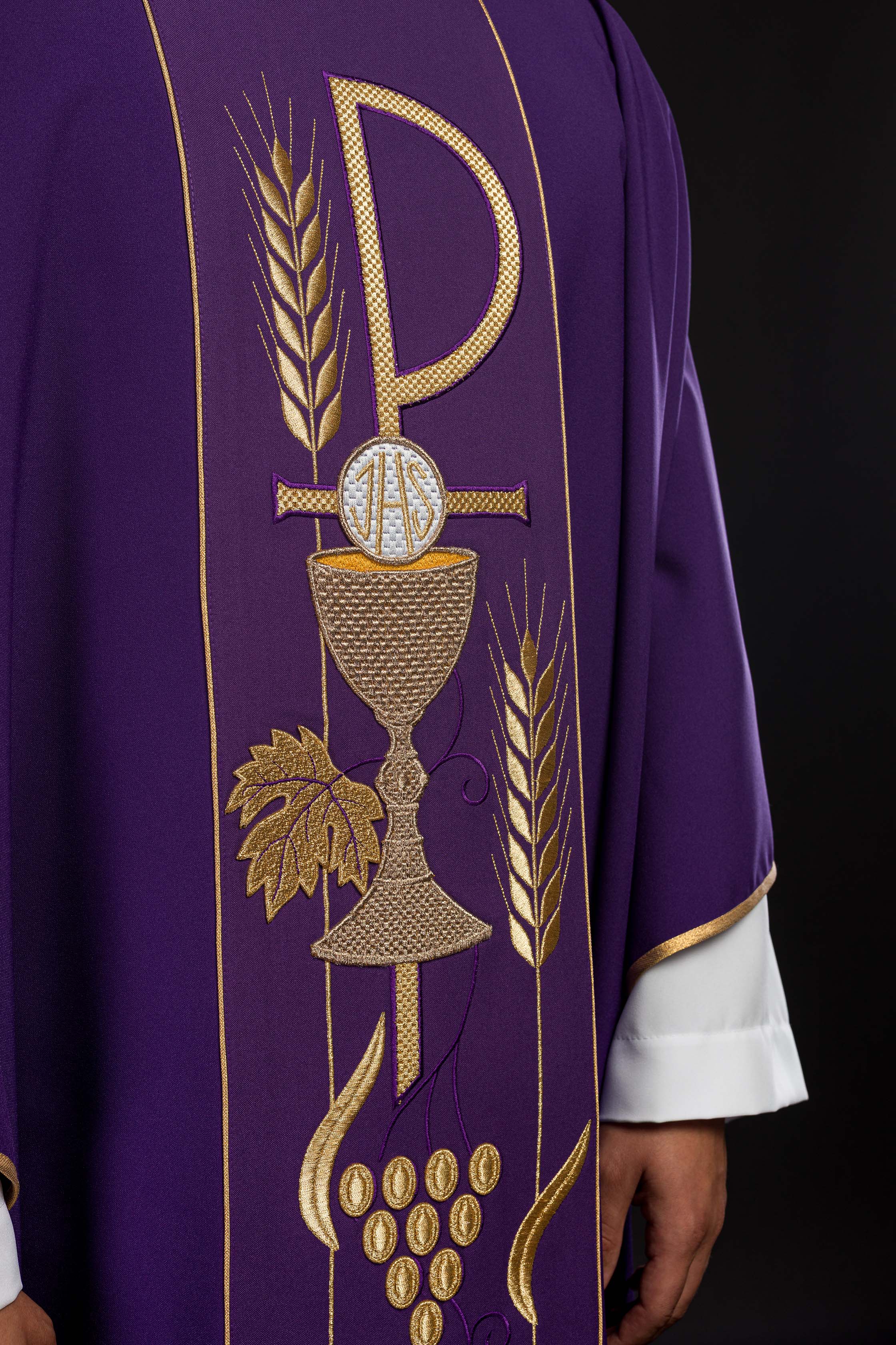 Purple chasuble embroidered with IHS Chalice pattern - CHASUBLES.COM