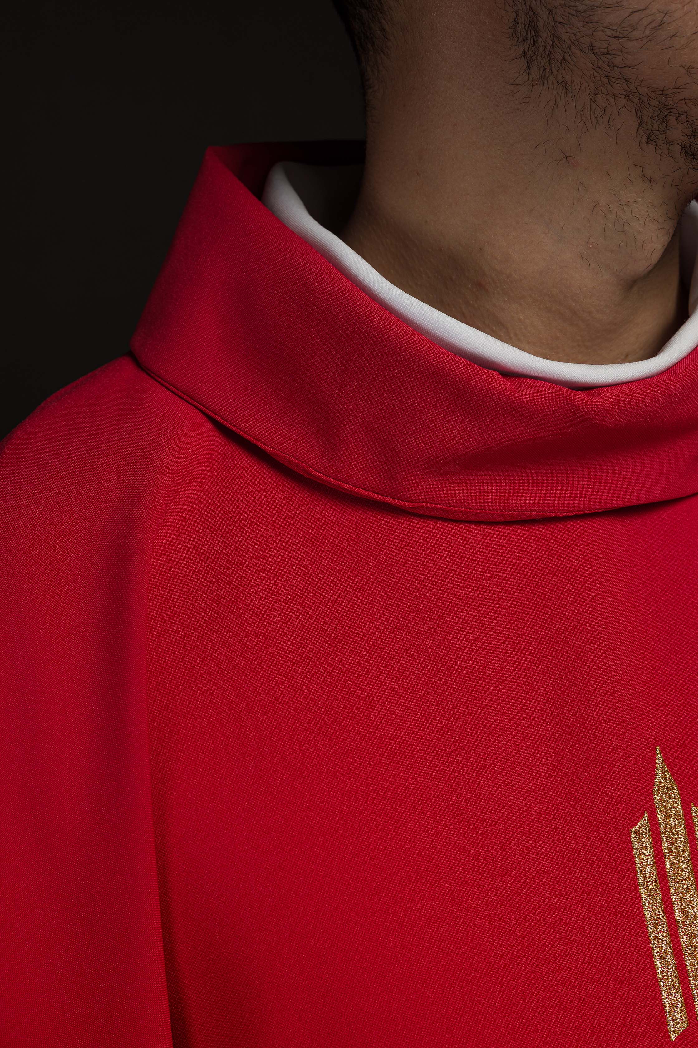 Red chasuble embroidered with the symbol of Cross IHS - CHASUBLES.COM