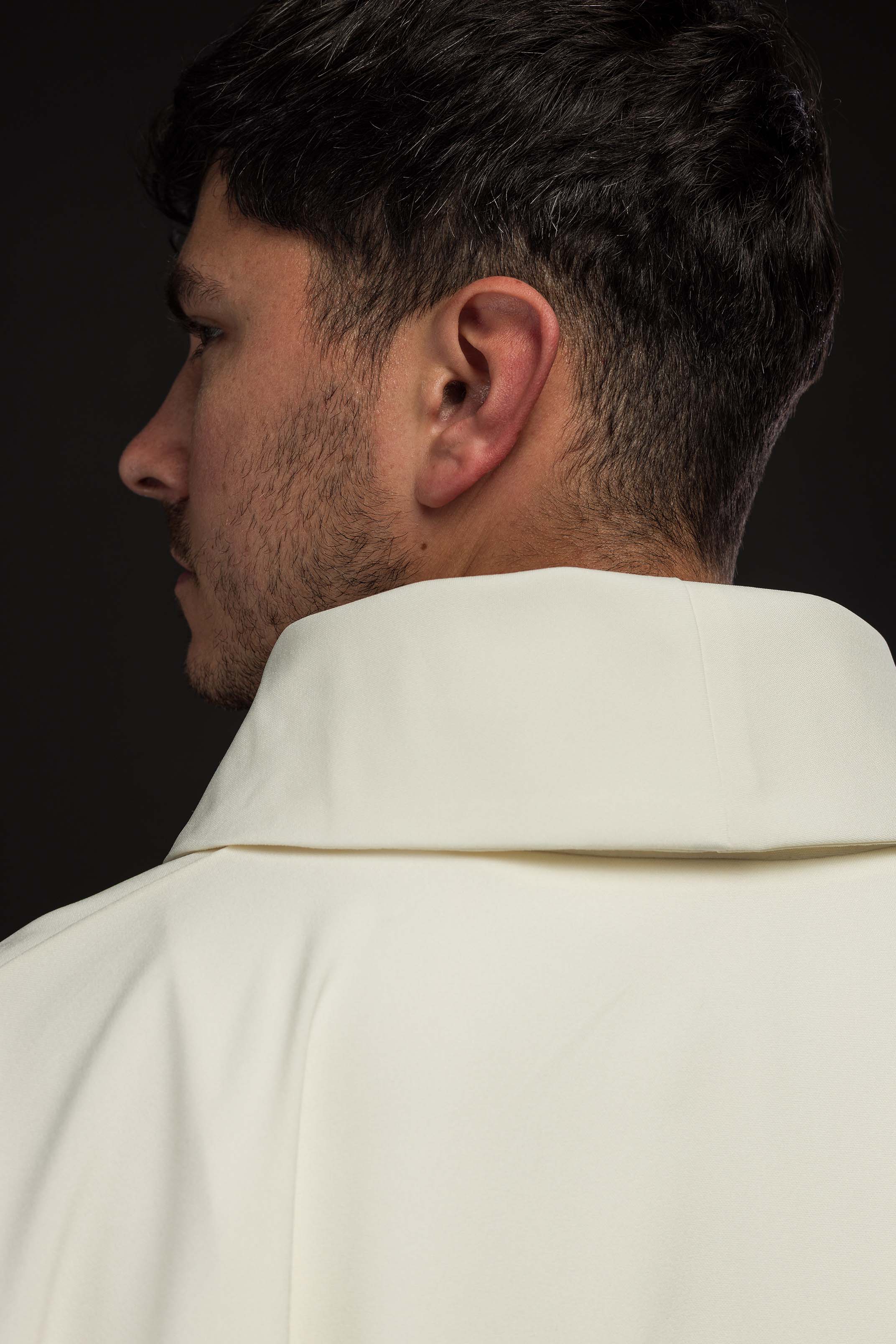 Chasuble embroidered in ecru - CHASUBLES.COM