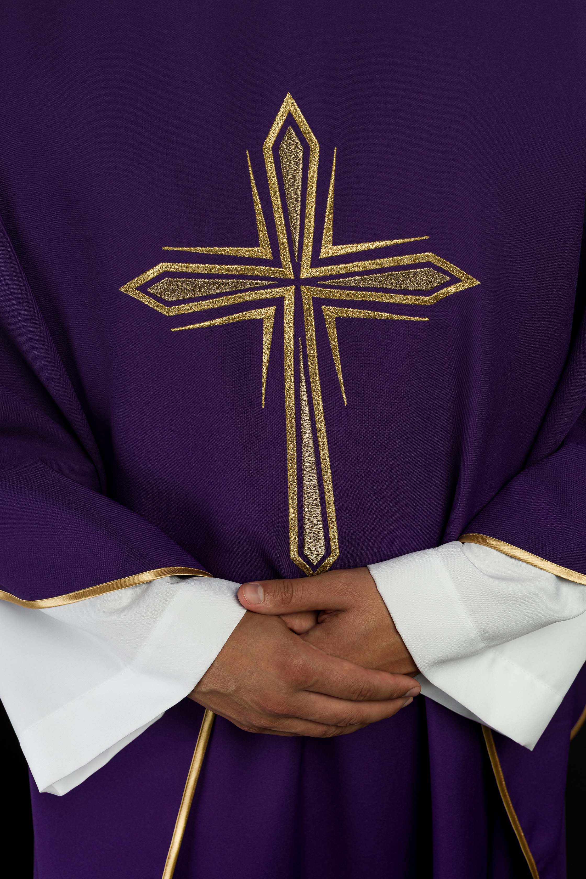 Purple chasuble with cross embroidery - CHASUBLES.COM