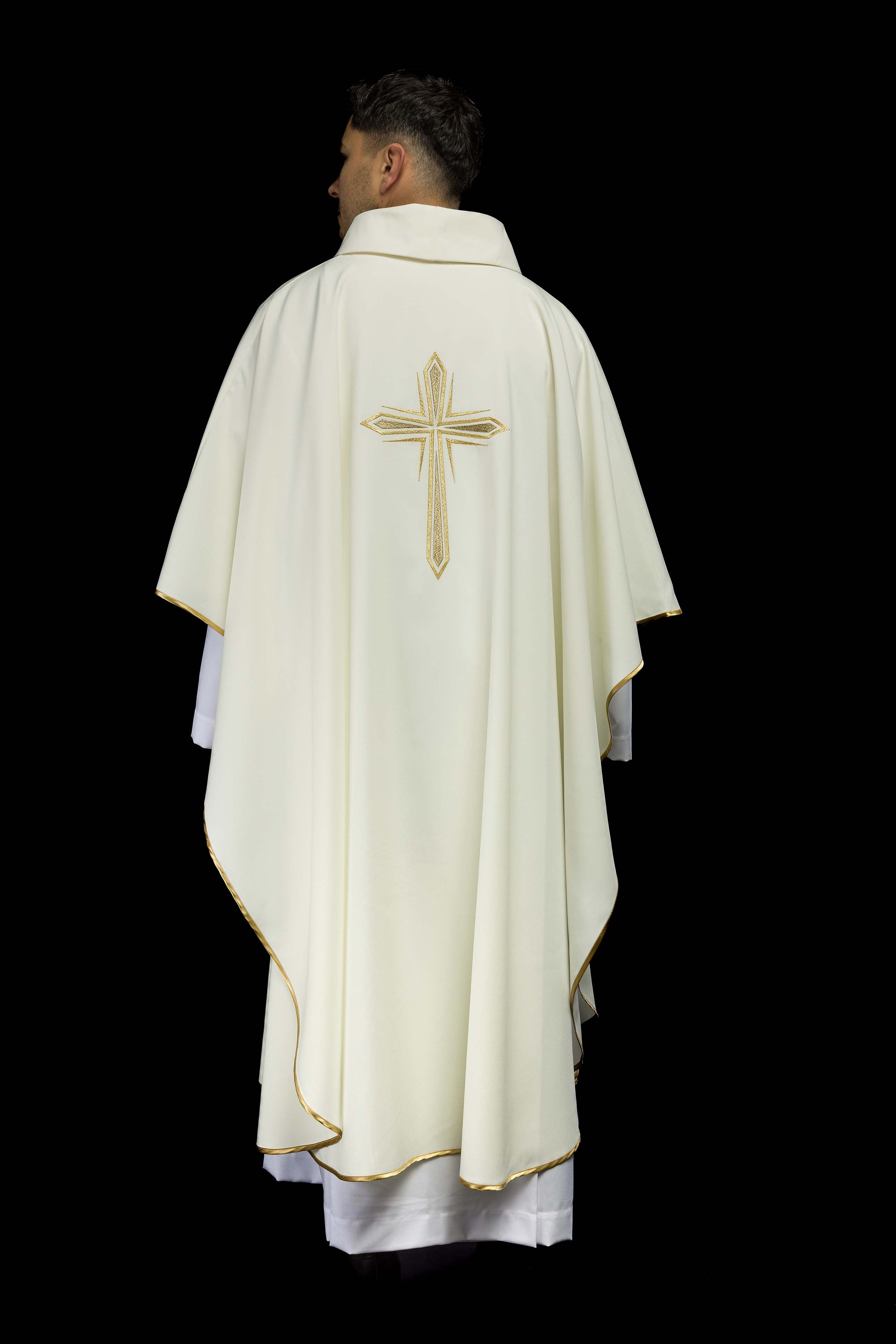 Chasuble embroidered with cross motif in ecru
