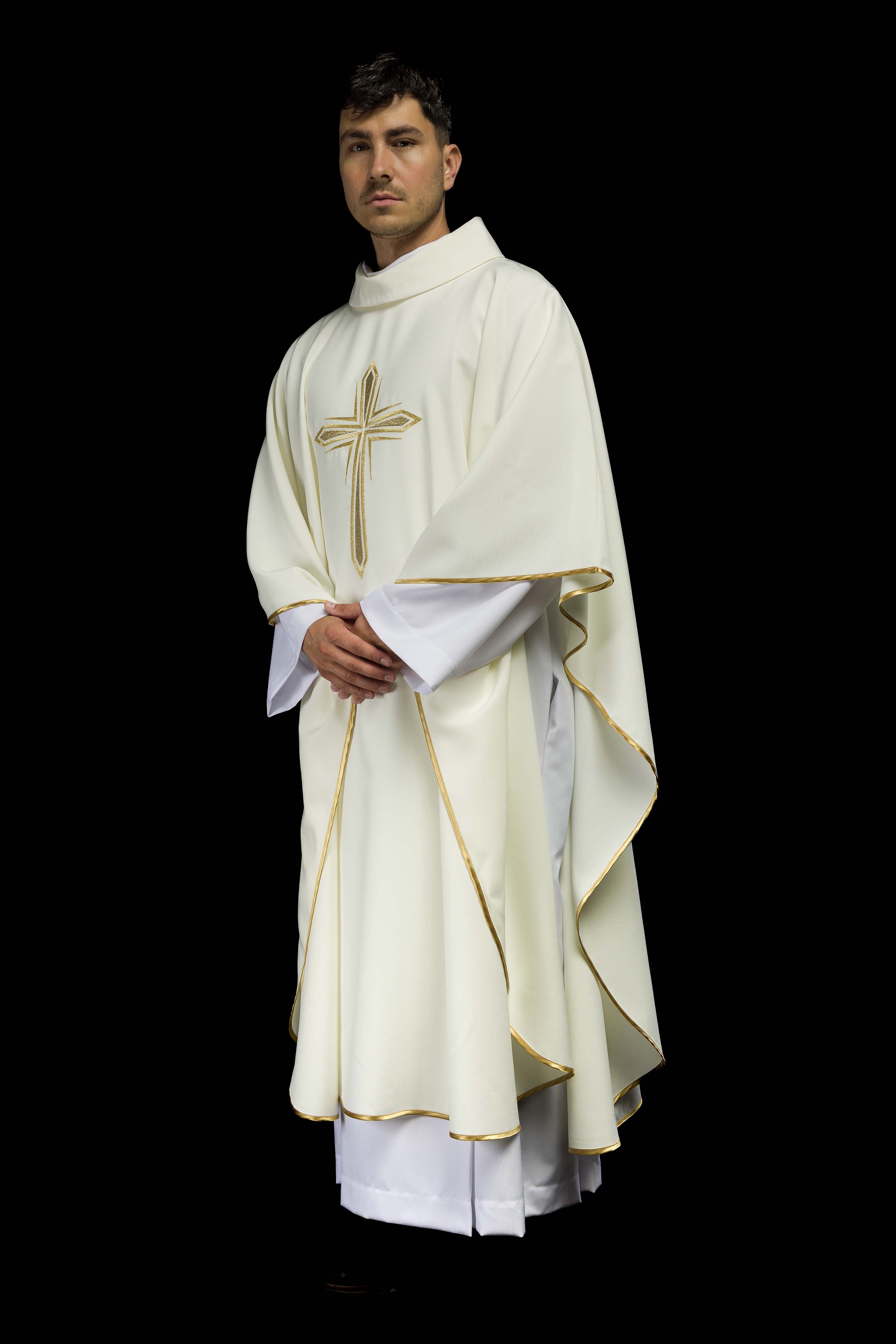 Chasuble embroidered with cross motif in ecru