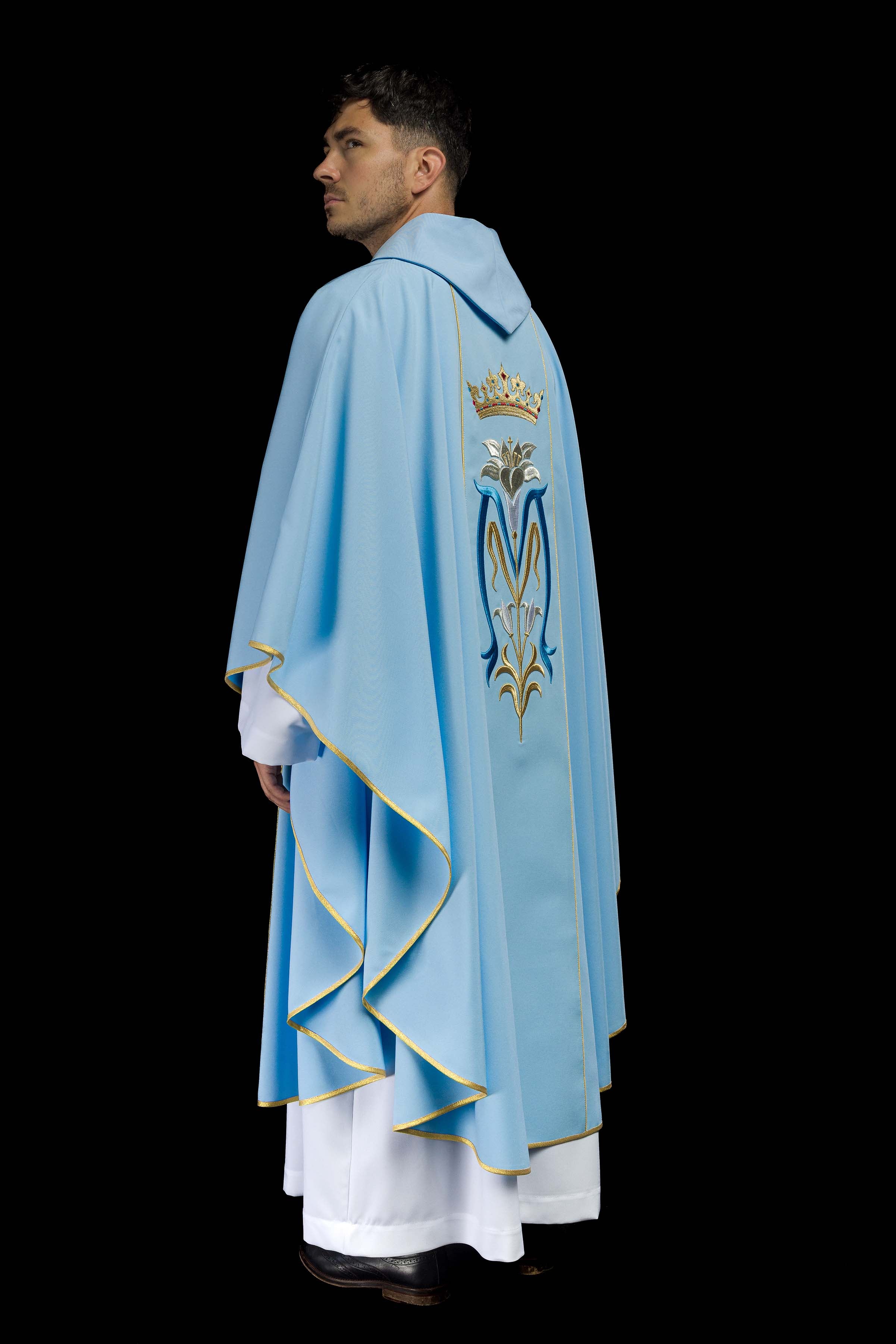 Blue liturgical Marian chasuble embroidered with a crown - CHASUBLES.COM
