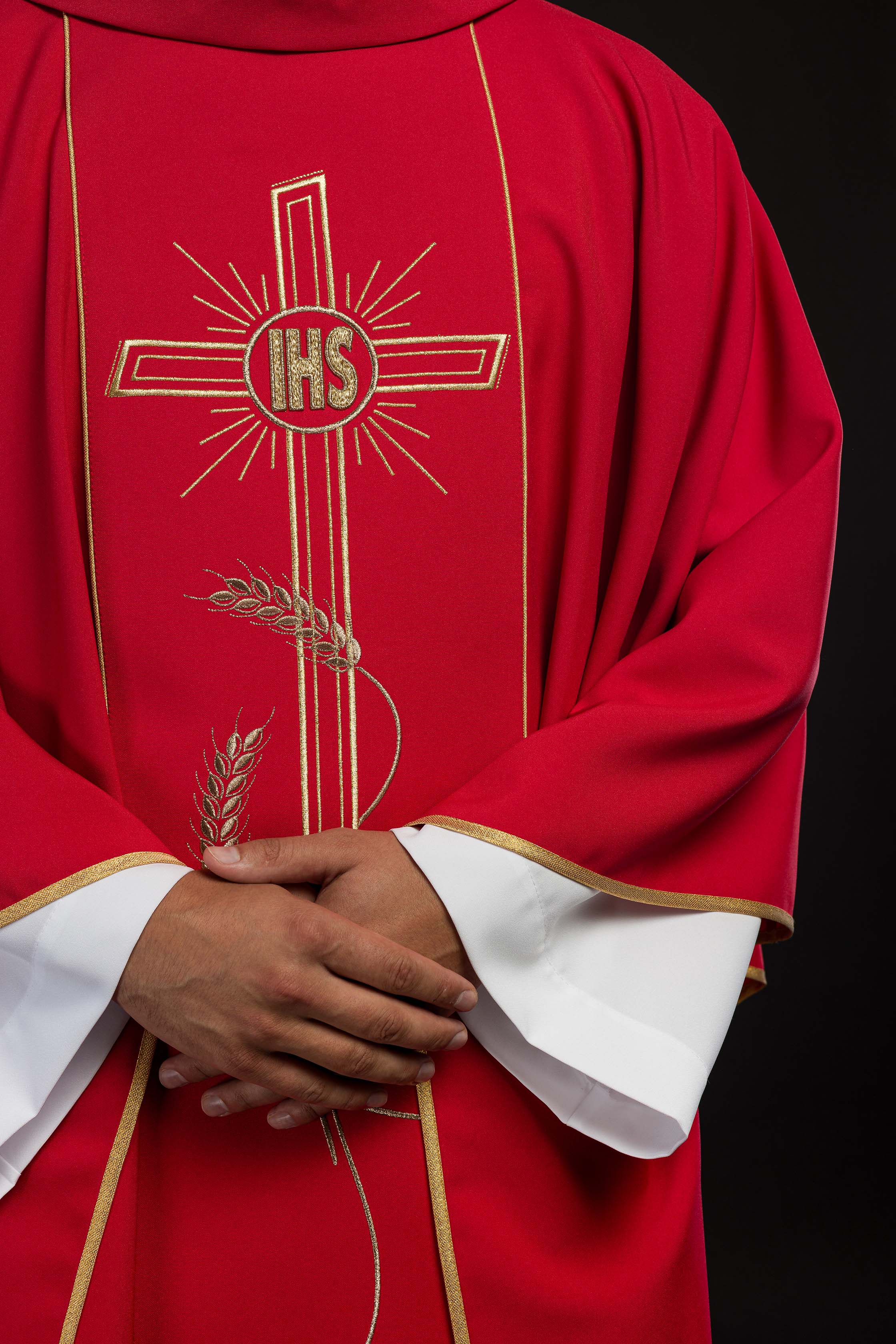 Red chasuble with embroidered Cross IHS symbol - CHASUBLES.COM
