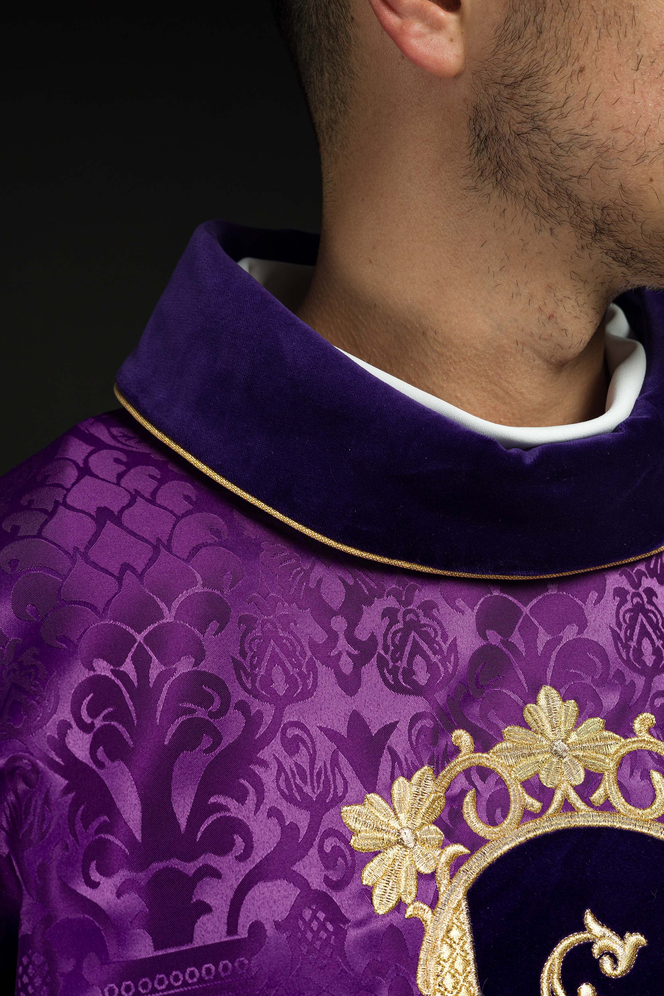 Purple chasuble with Jesus Christ on Cross embroidery - CHASUBLES.COM