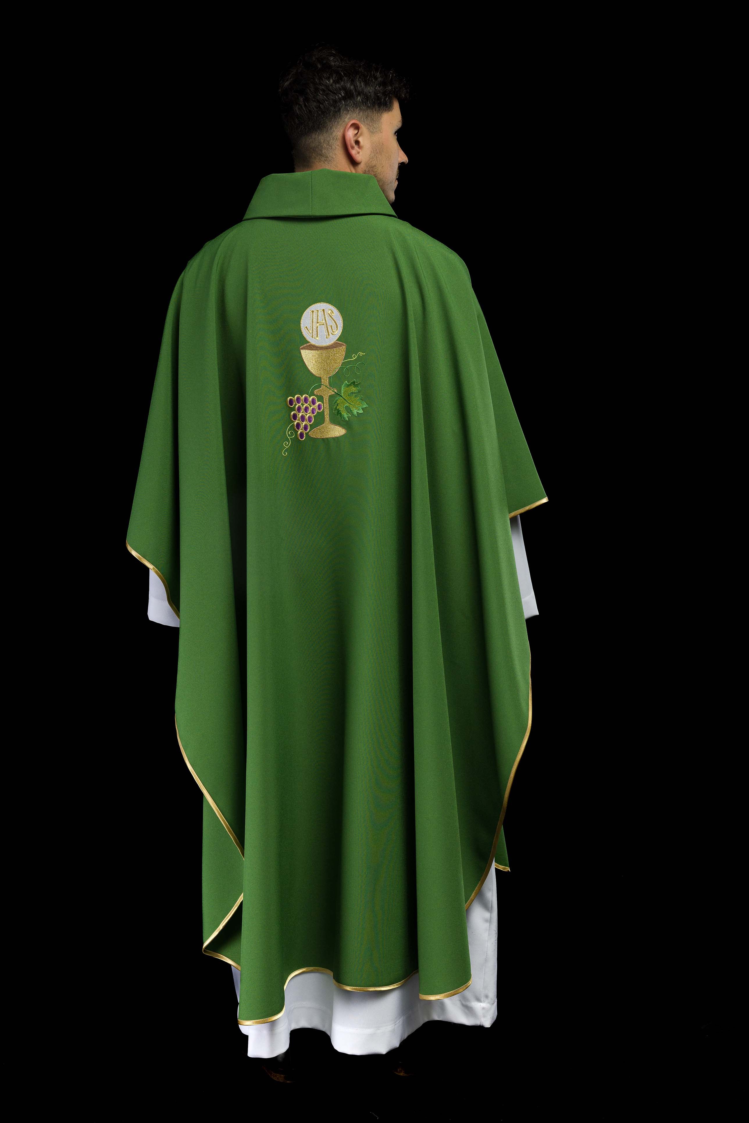 Chasuble Chalice Cross and Grapes in green - CHASUBLES.COM
