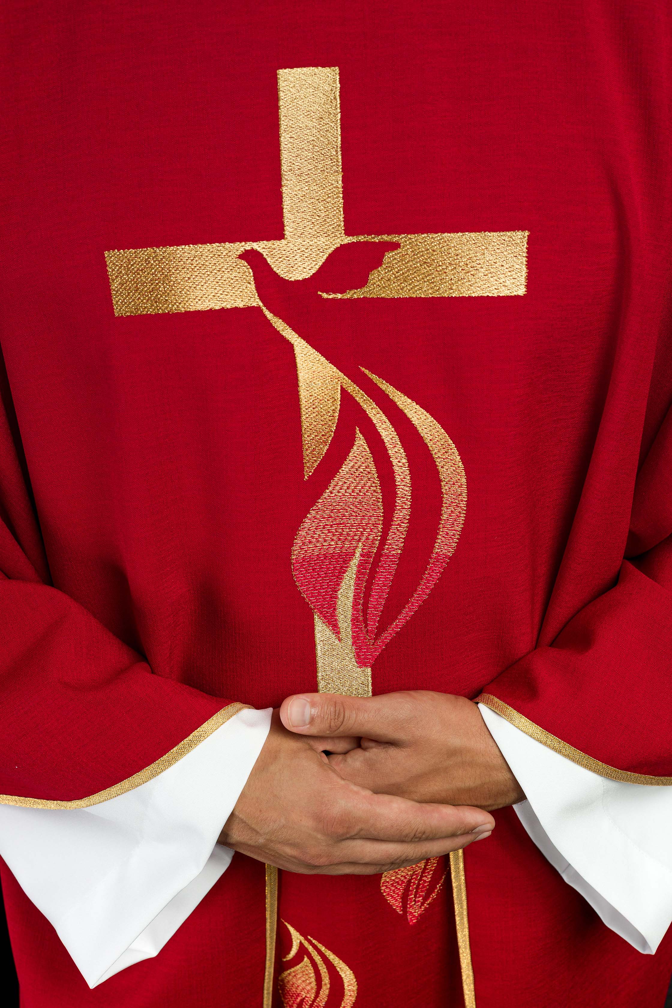 Red Chasuble with embroidery of the Holy Spirit and the Cross - CHASUBLES.COM