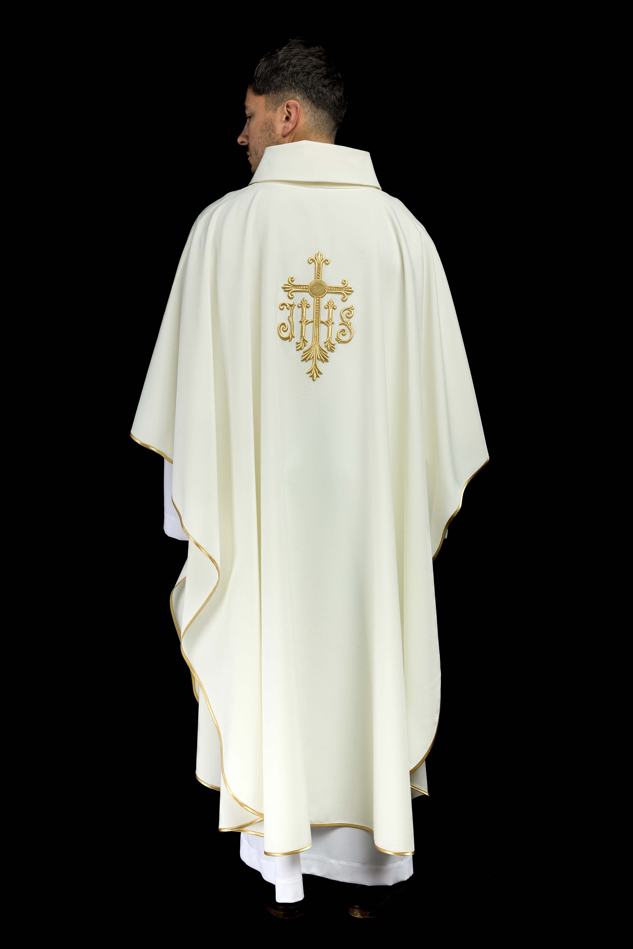Chasuble embroidered with IHS symbol in ecru