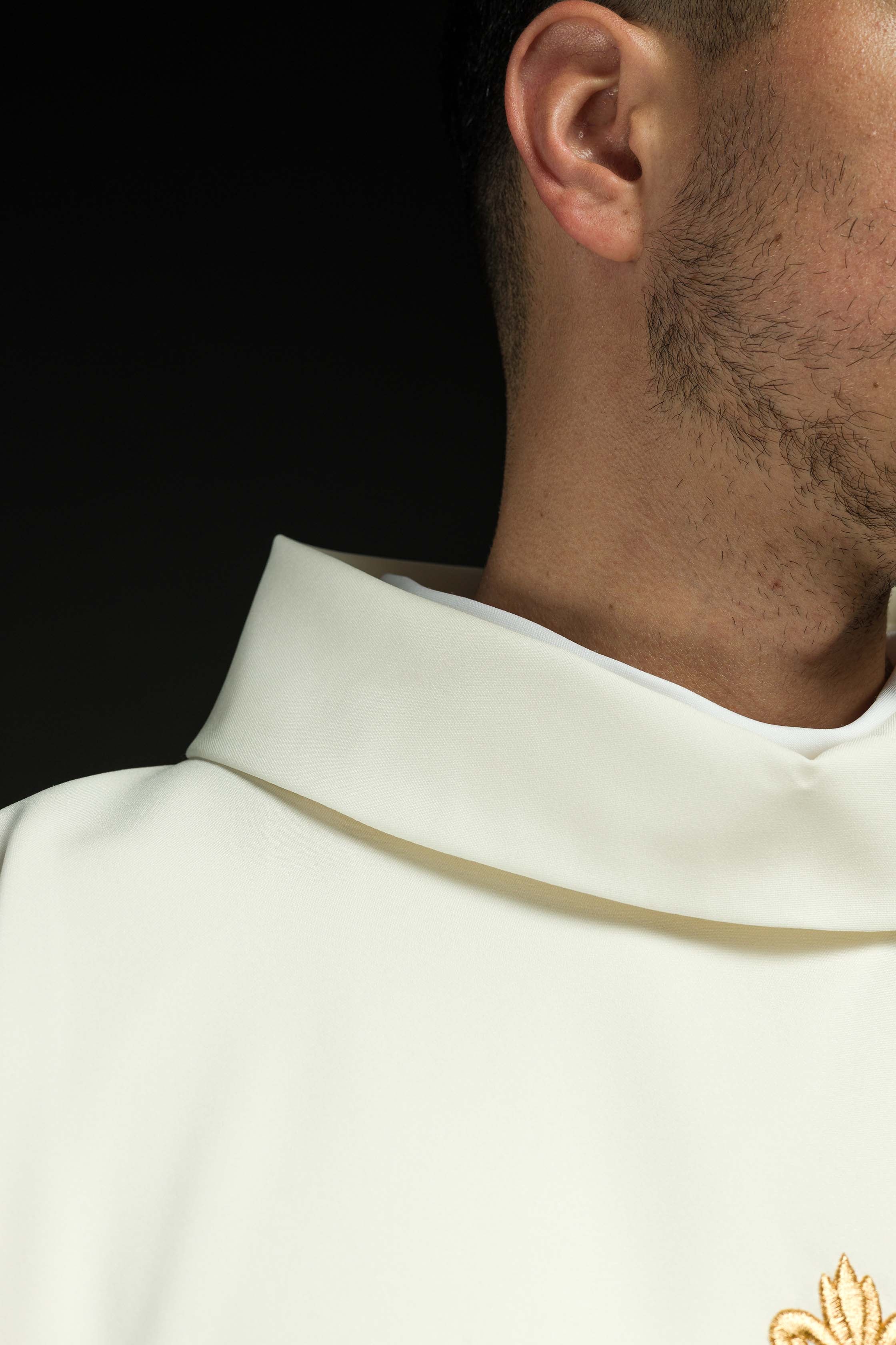 Chasuble embroidered with IHS symbol in ecru