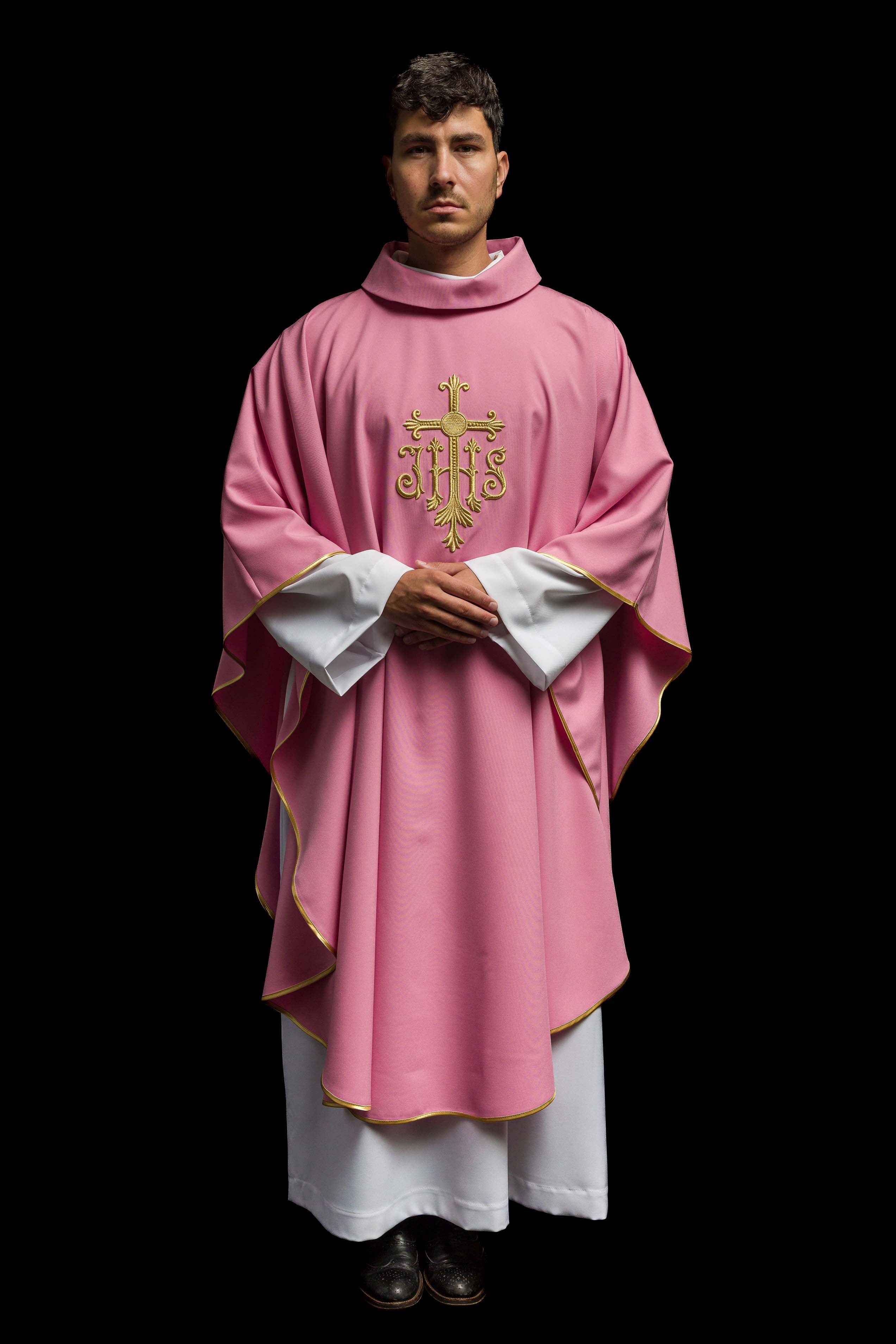 Chasuble embroidered with IHS symbol in pink
