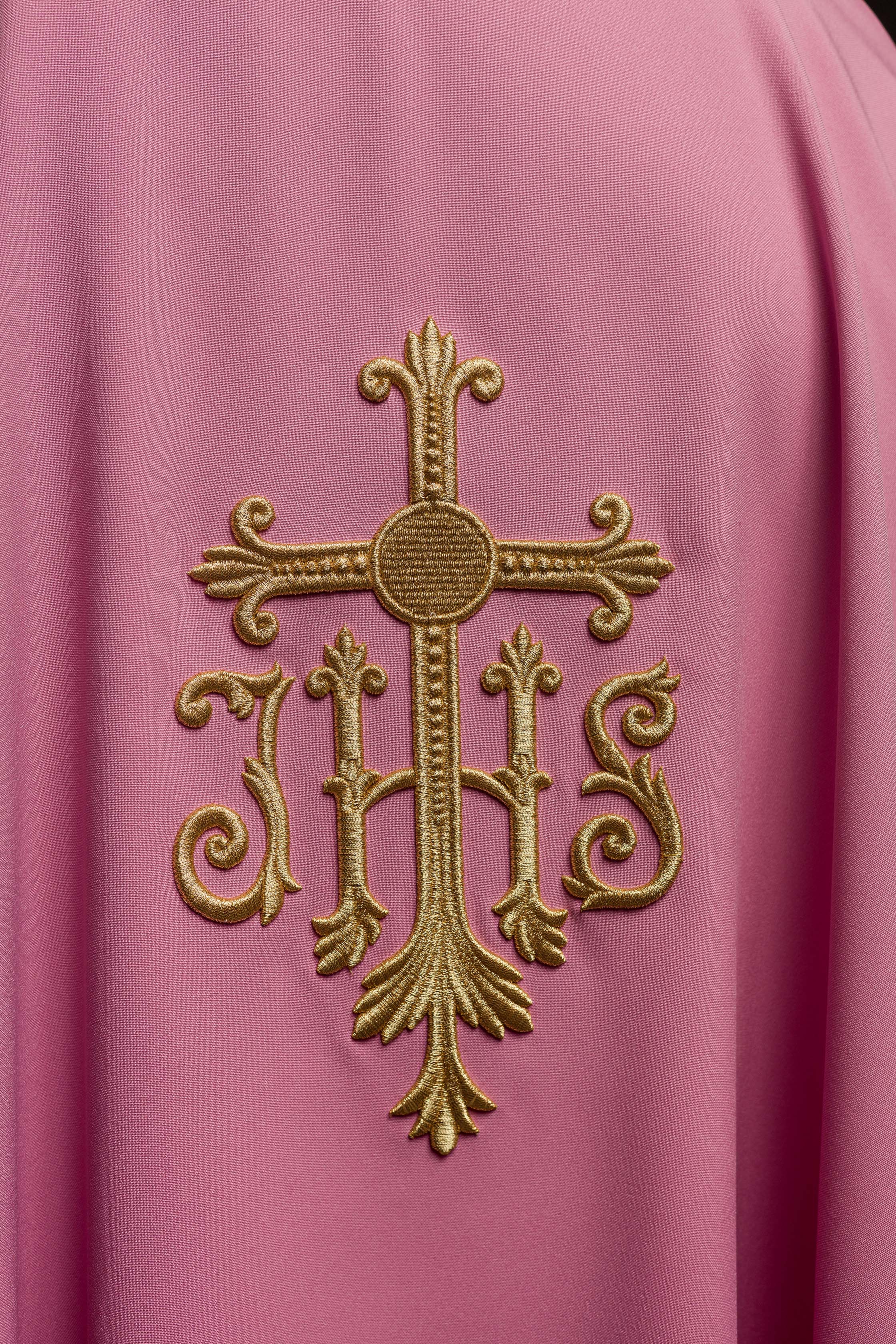 Chasuble embroidered with IHS symbol in pink