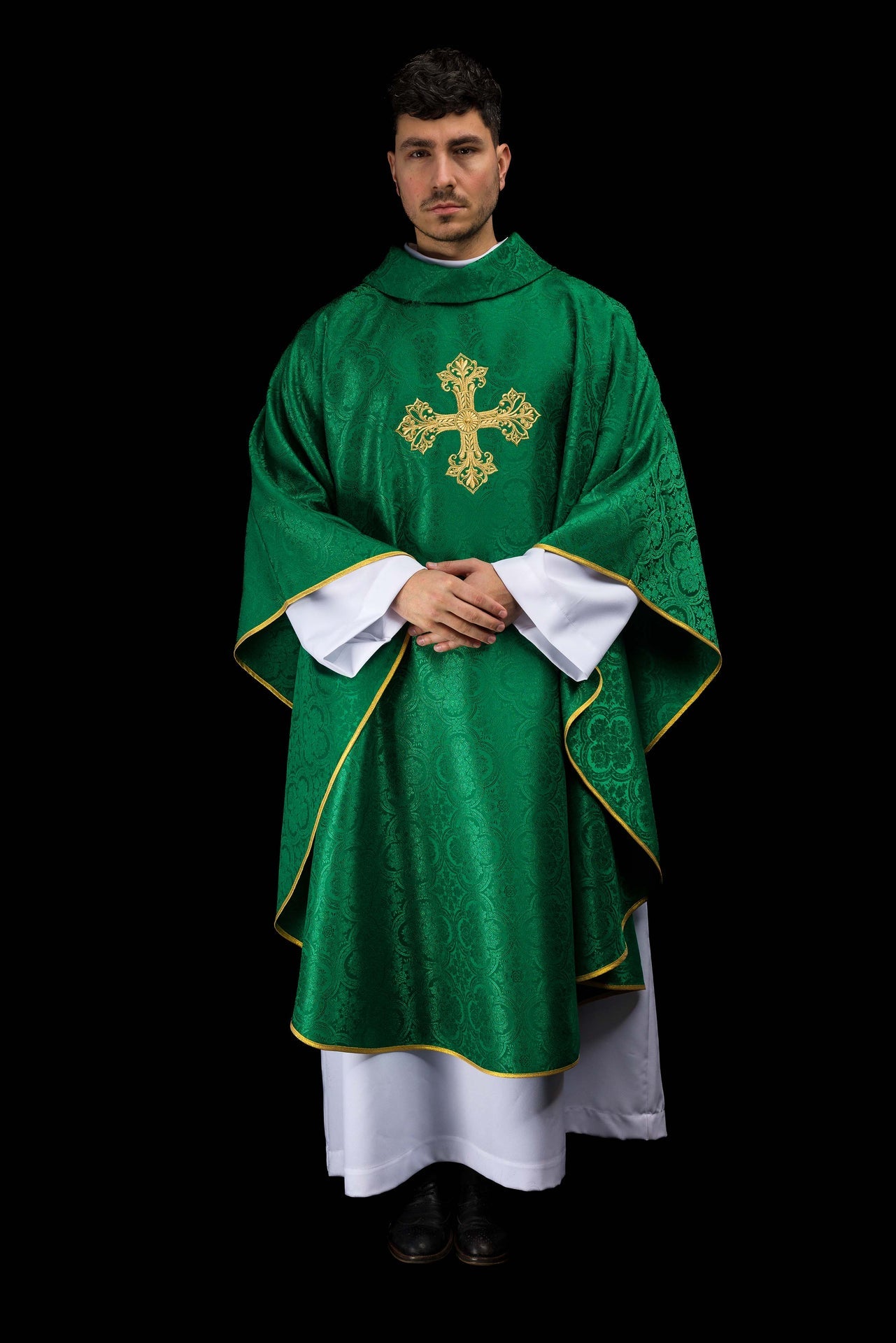 Green chasuble with cross jacquard fabric - CHASUBLES.COM
