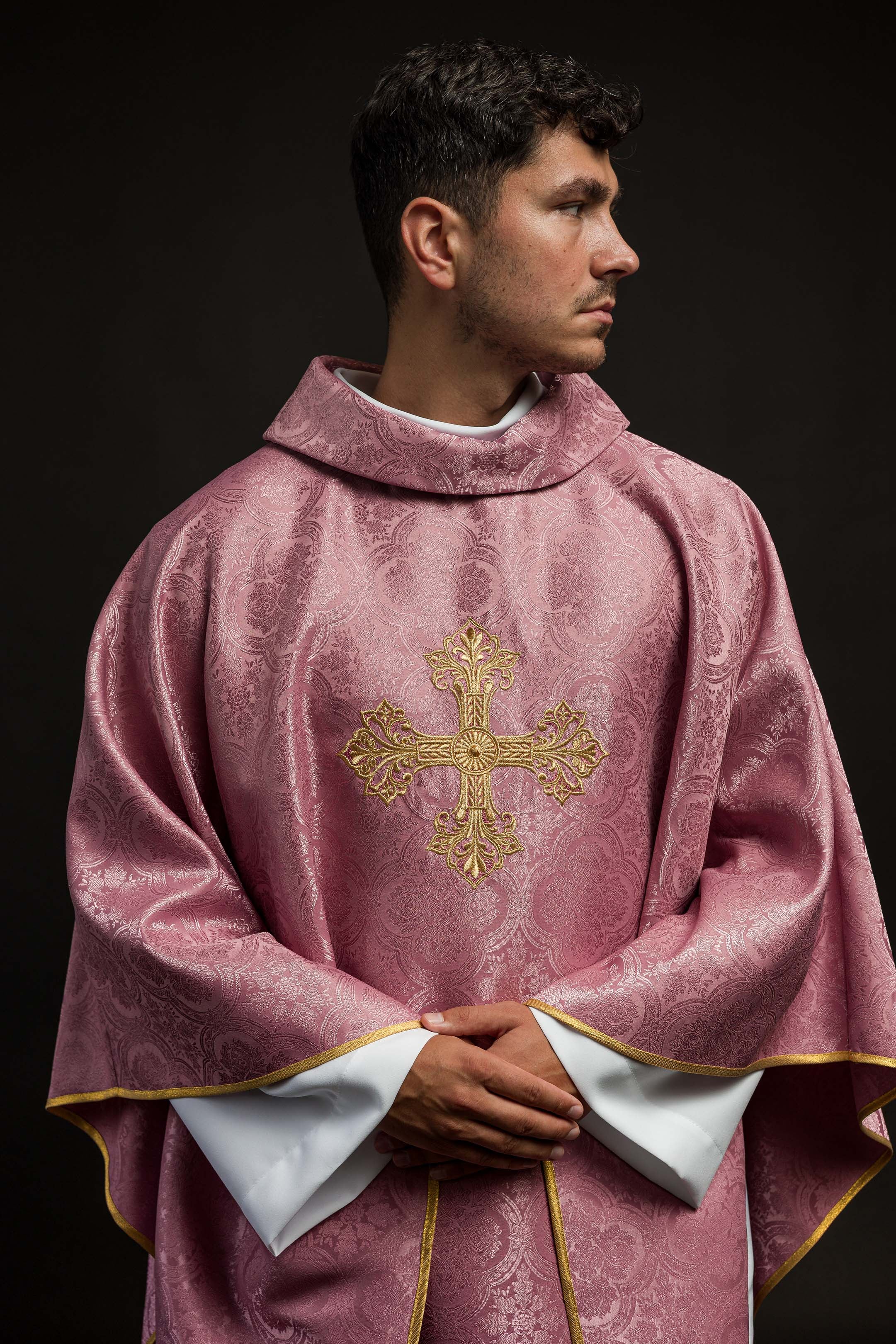 Pink chasuble with a cross made of patterned fabric - CHASUBLES.COM