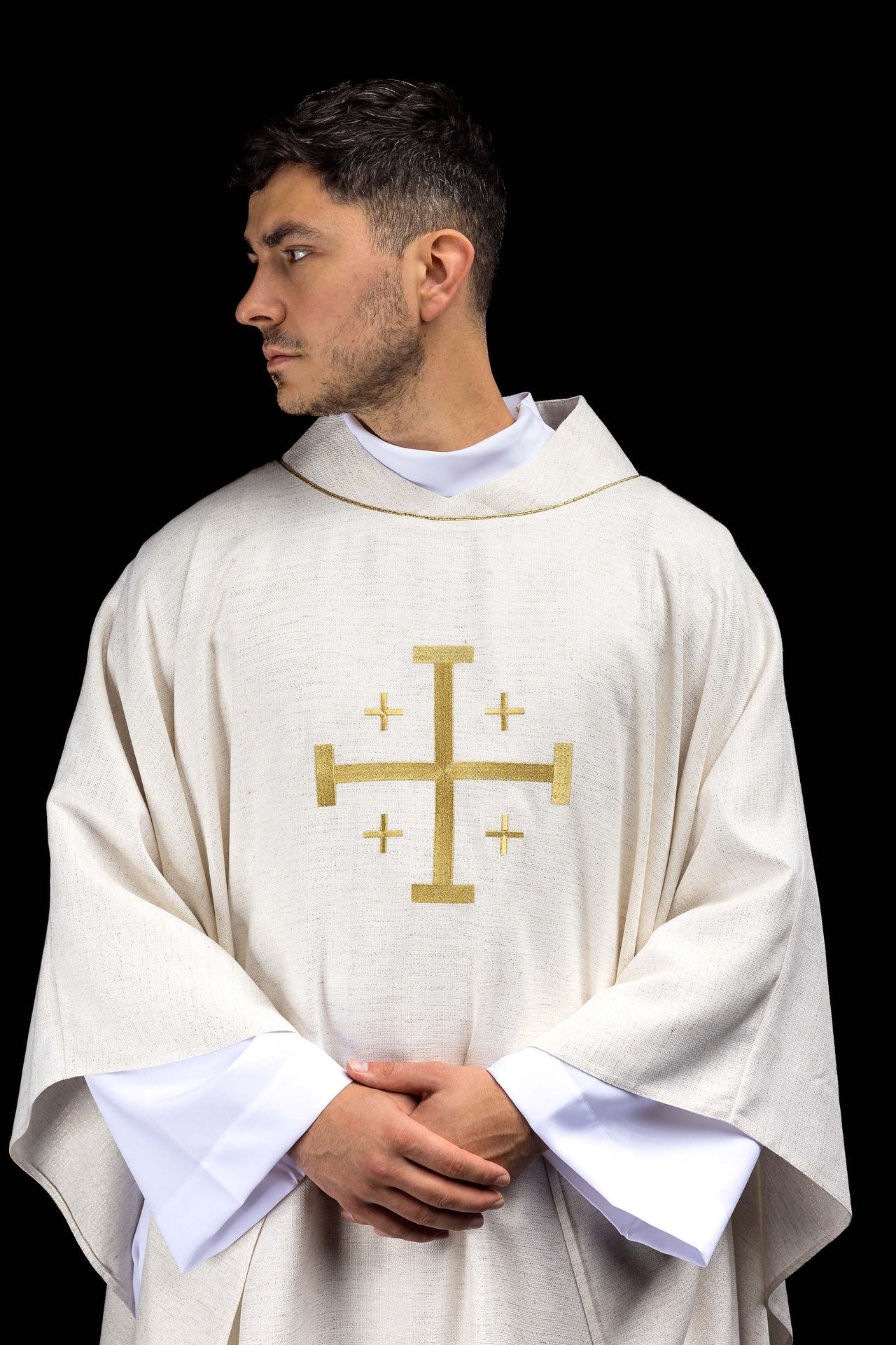 Embroidered chasuble with Jerusalem Cross ecru