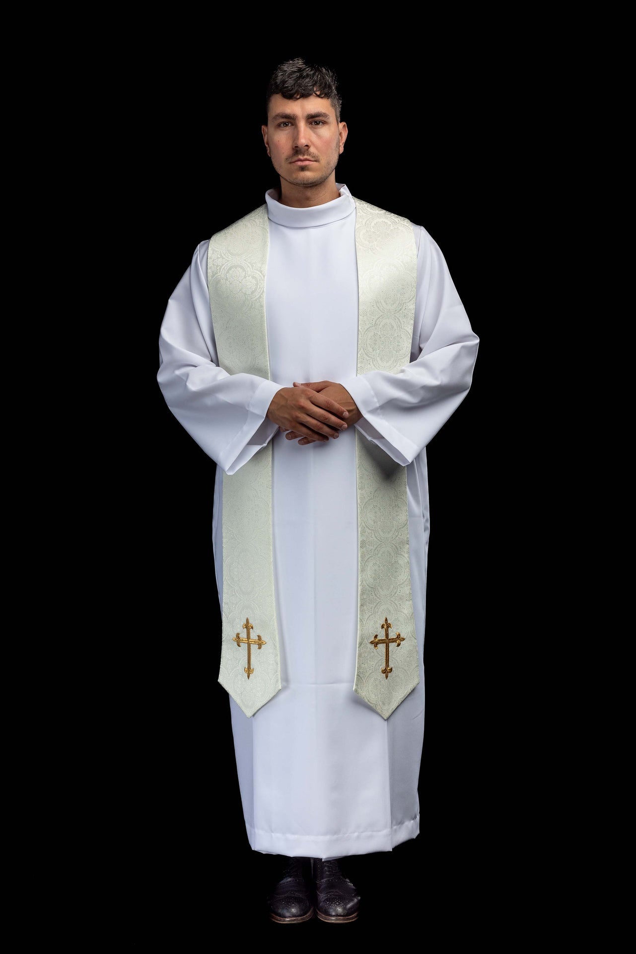 Embroidered ecru stole with a Cross motif made from jacquard fabric