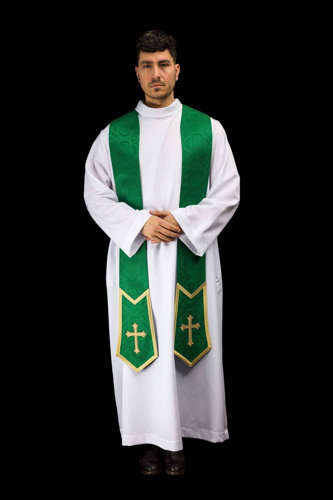 Stuła haftowana z motywem Krzyża zielona tkanina żakardowa - CHASUBLES.COM