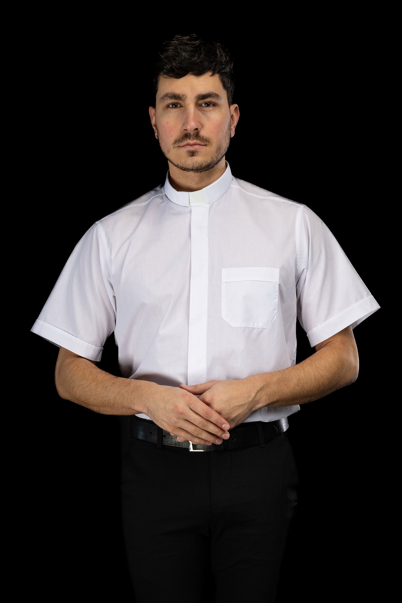 White short-sleeved clerical shirt with clerical collar