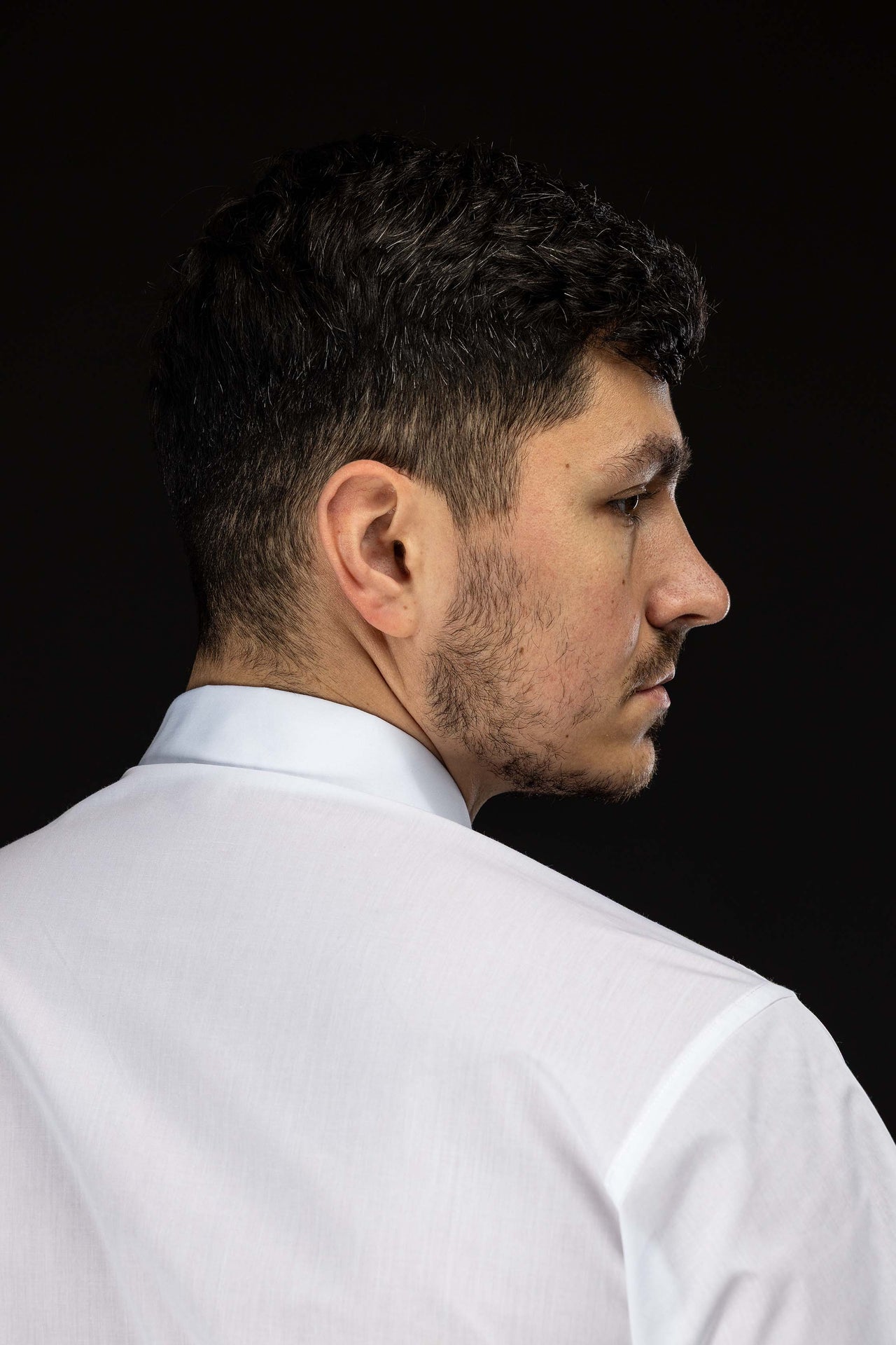White short-sleeved clerical shirt with clerical collar