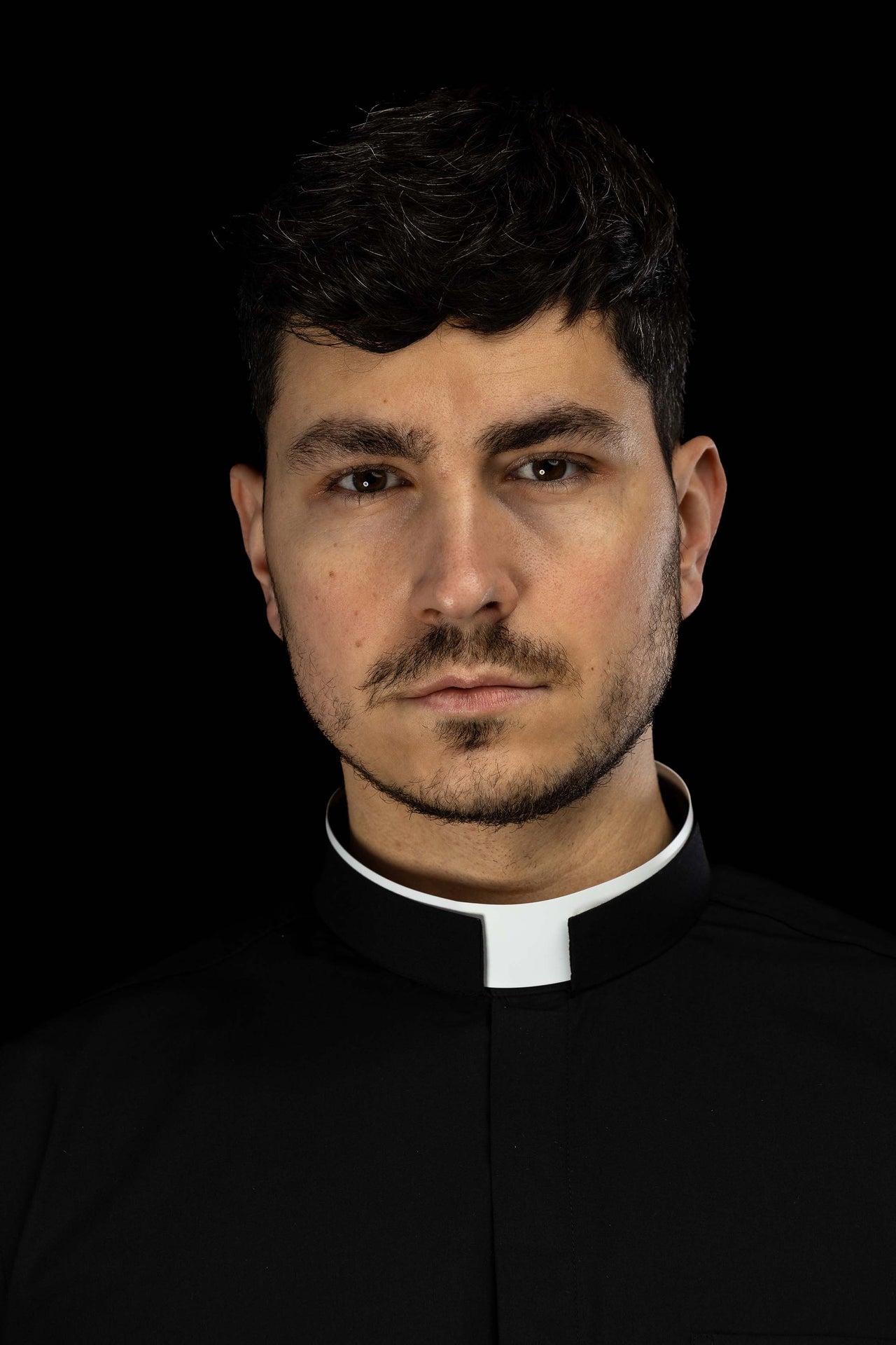 Black long-sleeved Roman clerical shirt with clerical collar