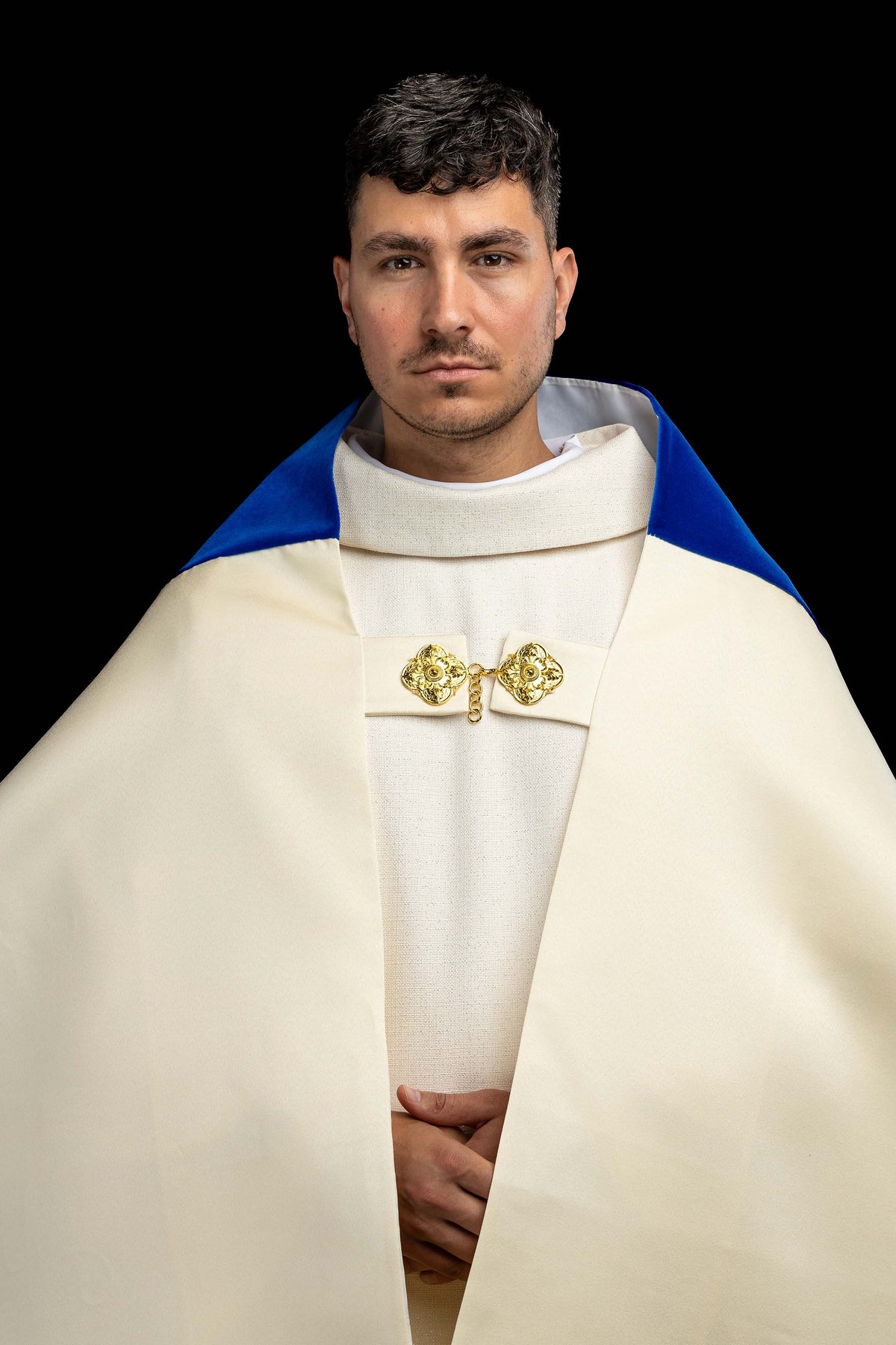 Ecru Humeral Veil with Marian Embroidery on Blue Velvet